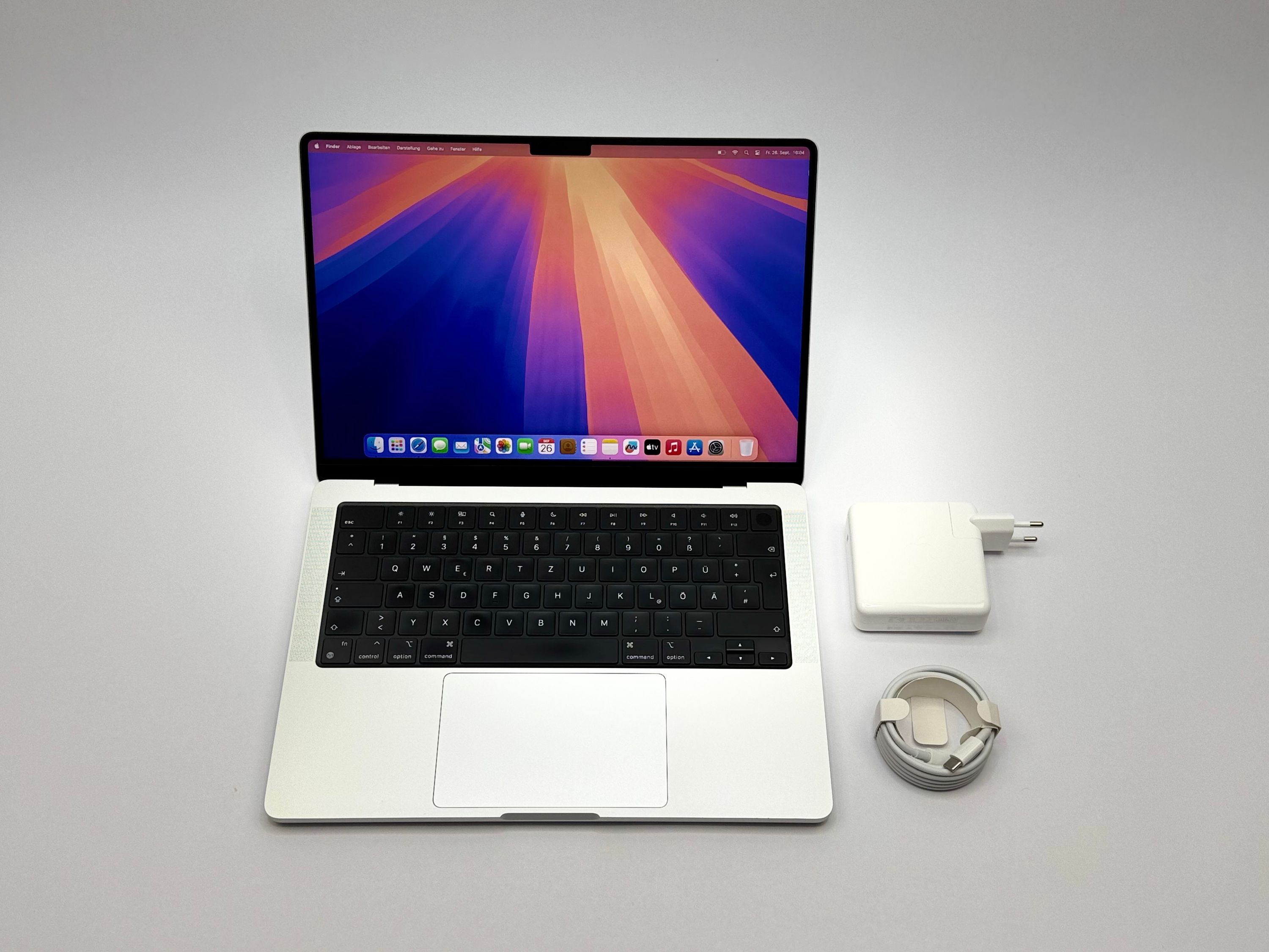 Apple MacBook Pro 14“ M1 PRO 10C CPU 14C GPU 512 GB SSD 32 GB Ram 2021 SILBER