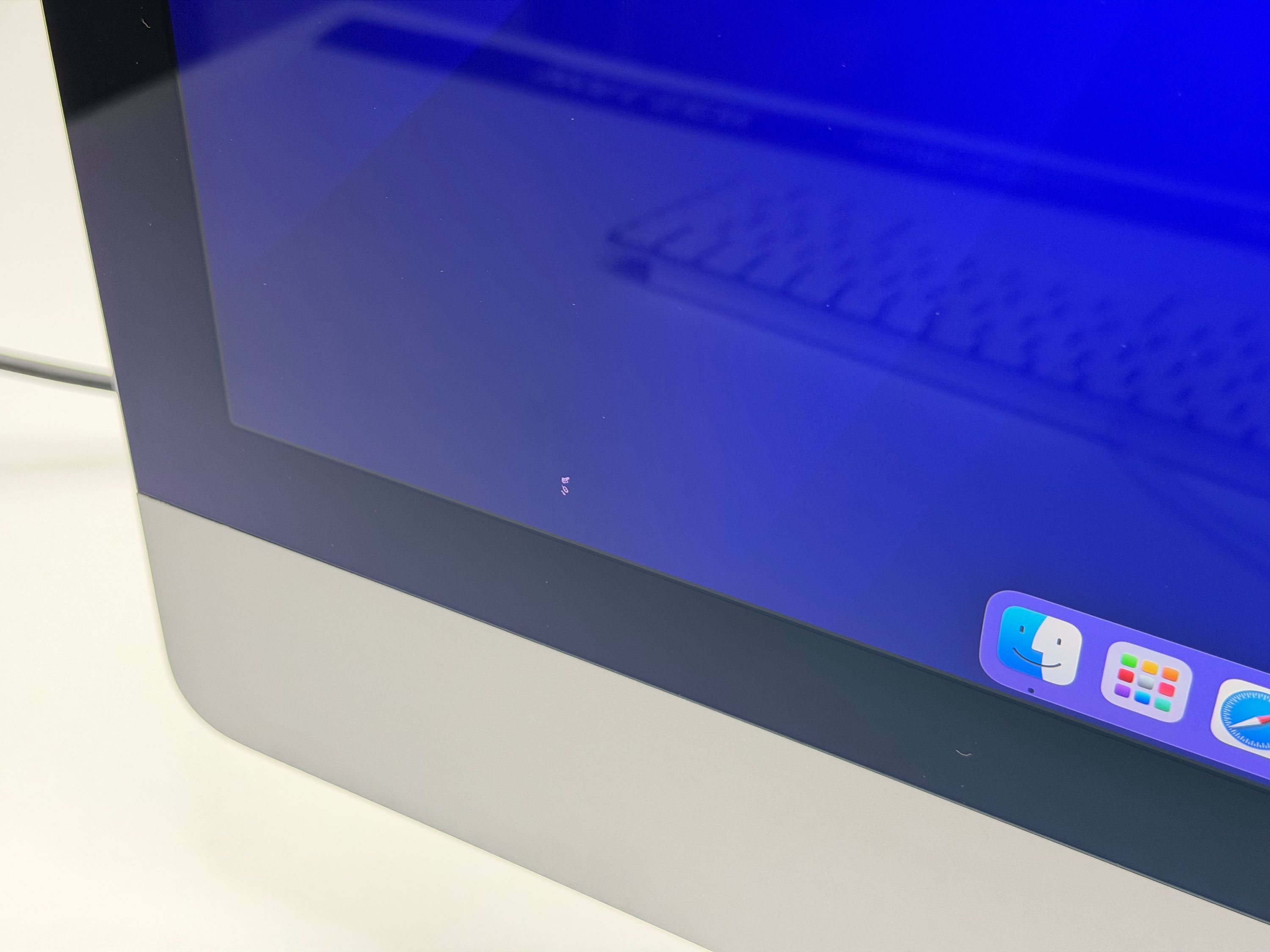 IMac Pro 27 (2017) – Xeon 18 cœurs / 128 Go RAM / Vega 64X IMac Pro 27 (2017) – Xeon 18 cœurs / 128 Go RAM / Vega 64X