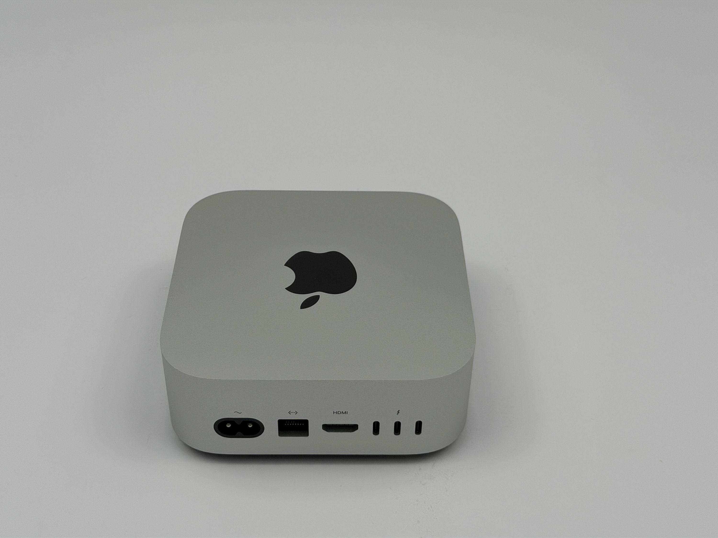 Apple Mac Mini M4 10-Core CPU 10-Core GPU 24 GB RAM 512 GB SSD SILBER 2024
