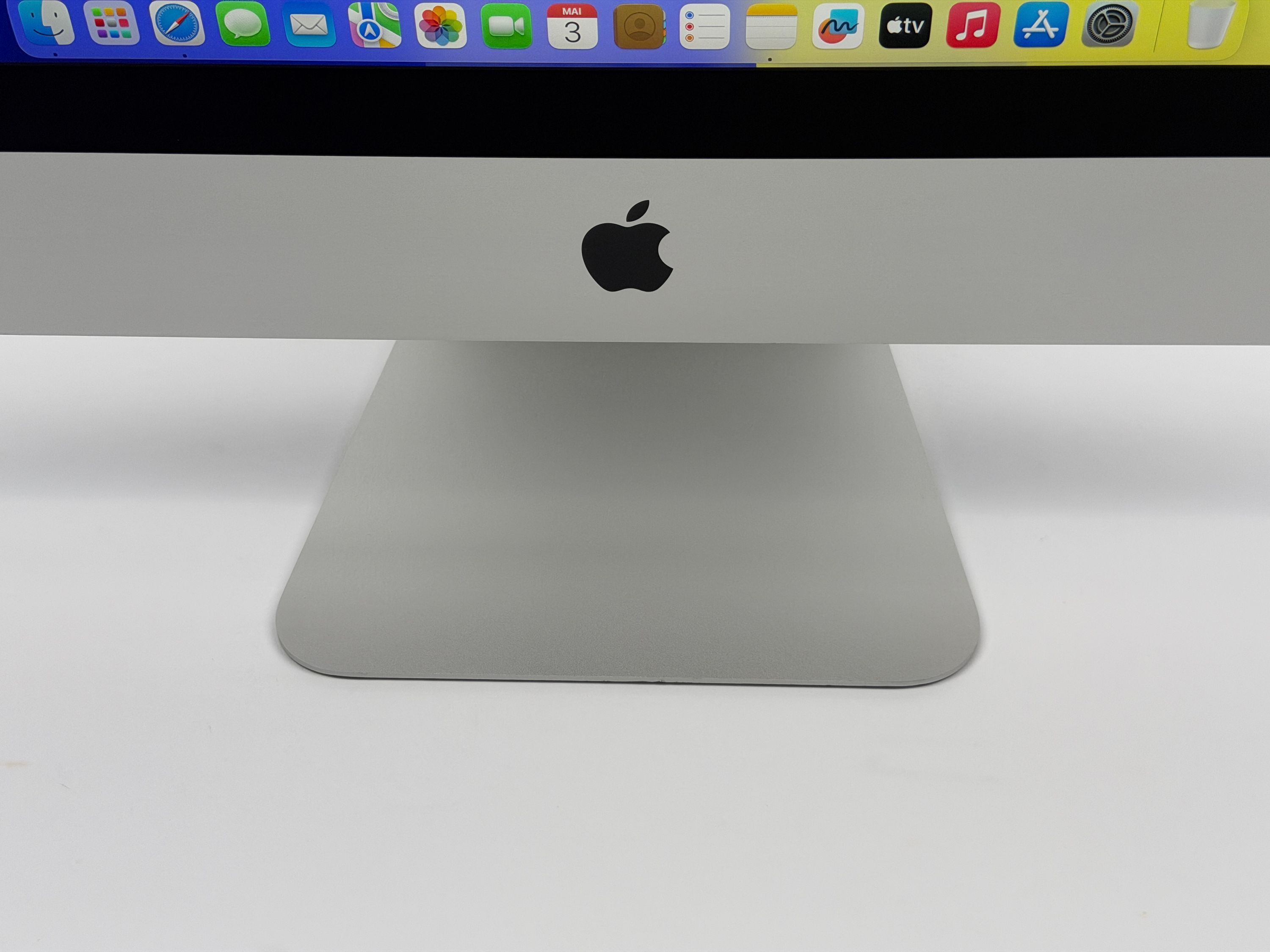 Apple iMac Retina 5K 27“ 6-Core i5 3,0 Ghz 8 GB Ram 1 TB FD 2019 SILBER