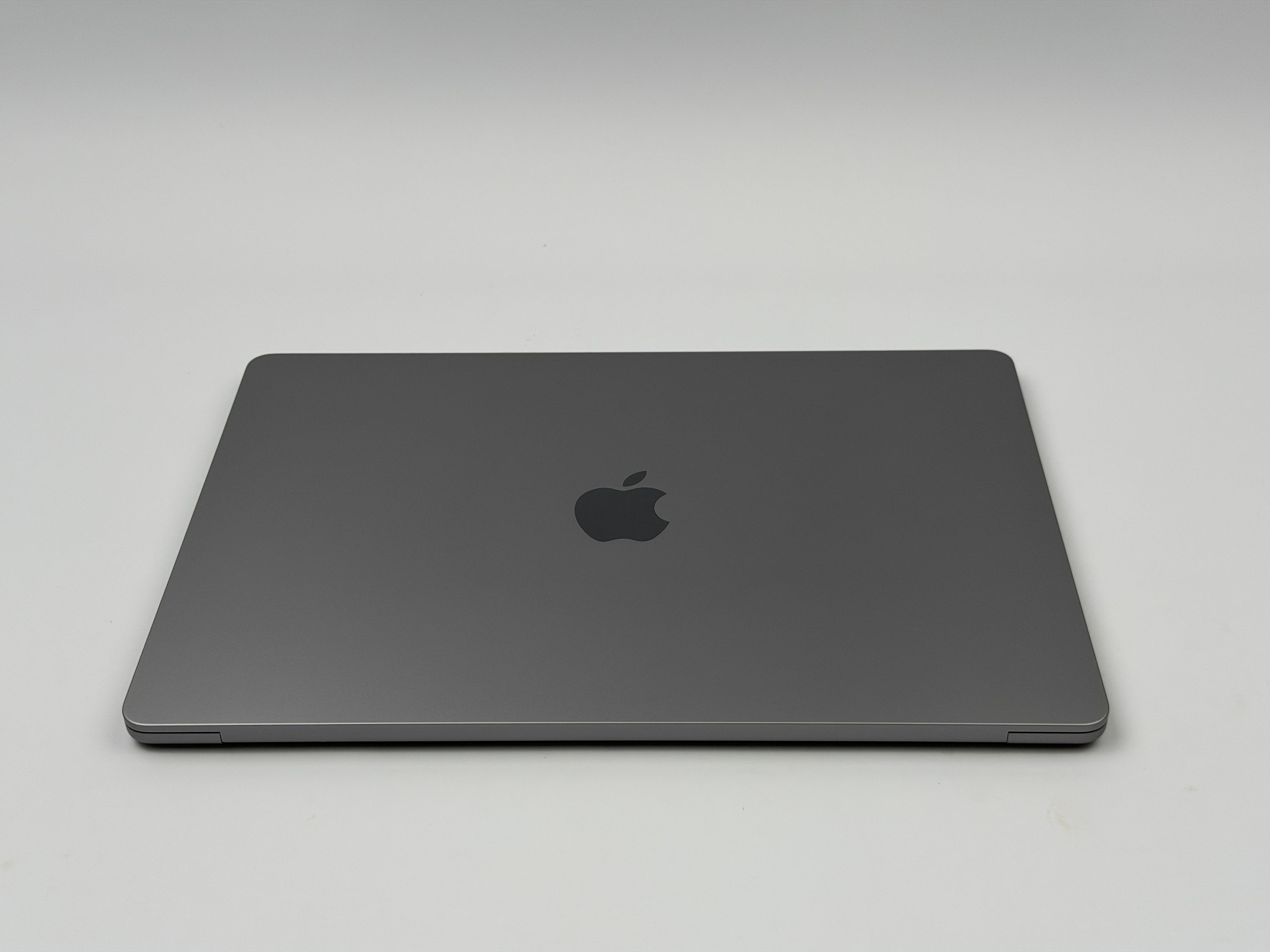 Apple MacBook Air 15,3“ M2 8C CPU 10C GPU 512 GB SSD 24 GB 2023 DISPLAYBRUCH