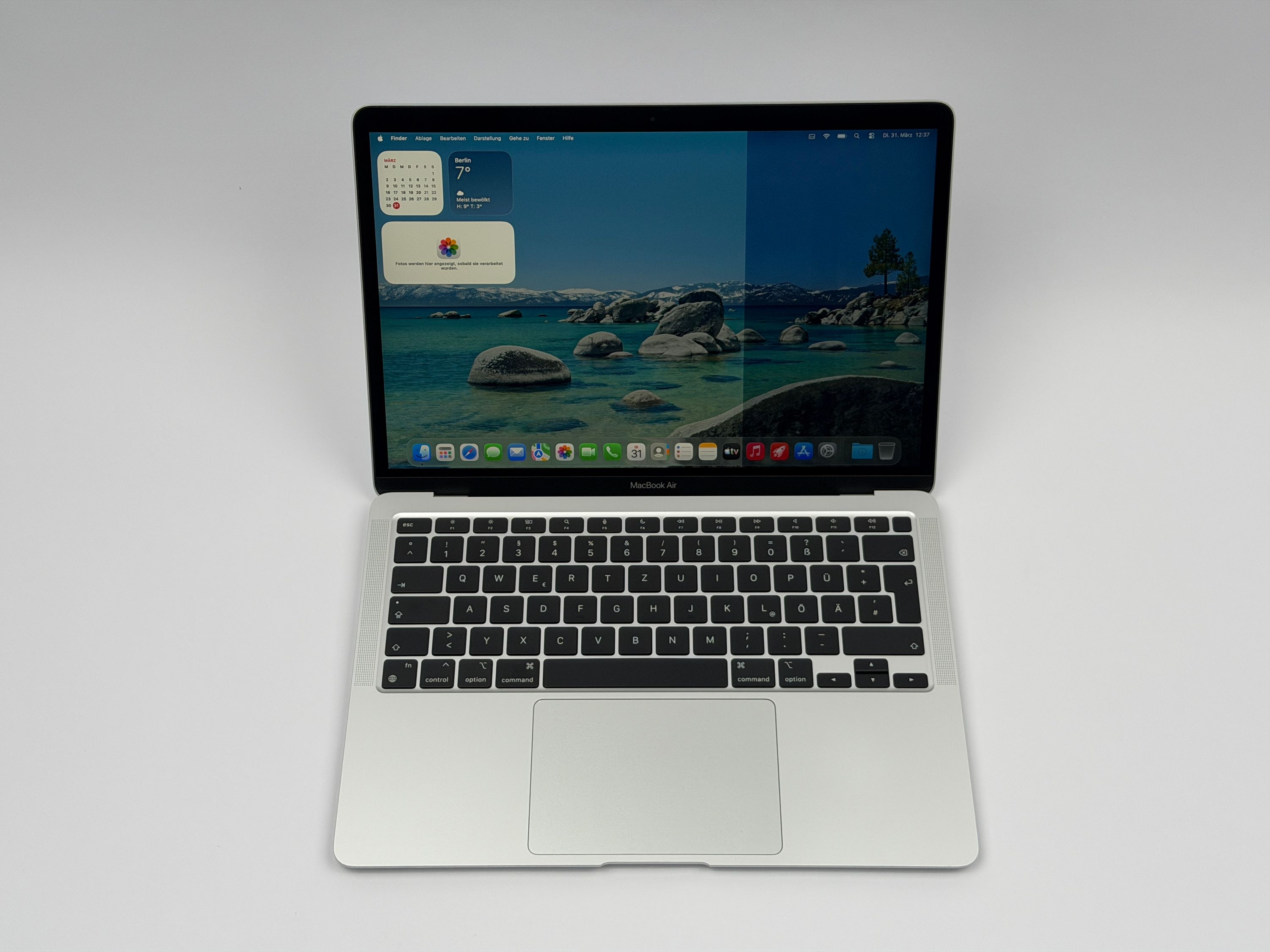 Apple MacBook Air 13,3“ M1 8C CPU 7C GPU 256 GB SSD 16 GB Ram 2020 Silber DEFEKT