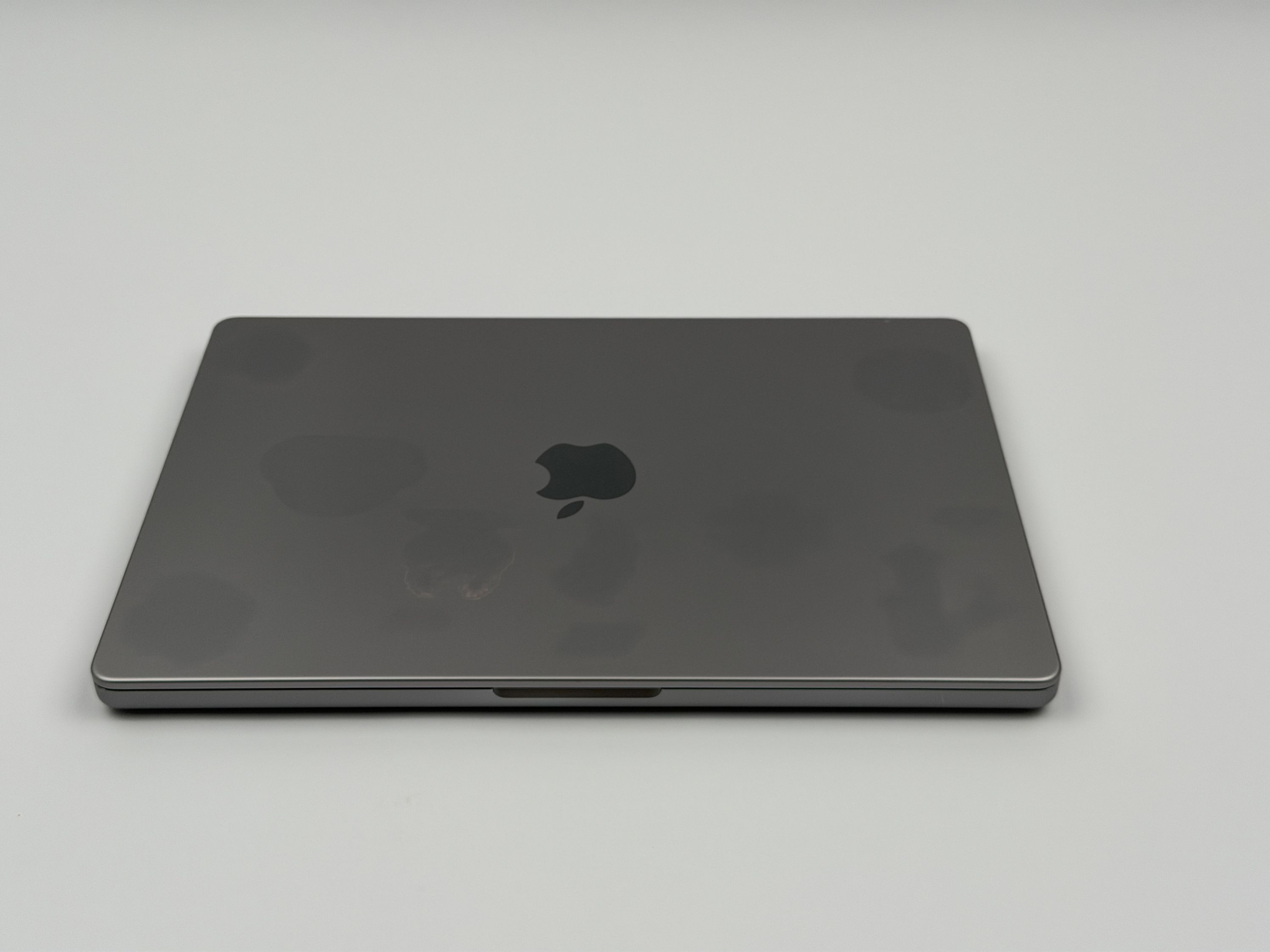 Apple MacBook Pro 14“ M1 PRO 10C CPU 16C GPU 1 TB SSD 16 GB Ram 2021 SPACE GREY
