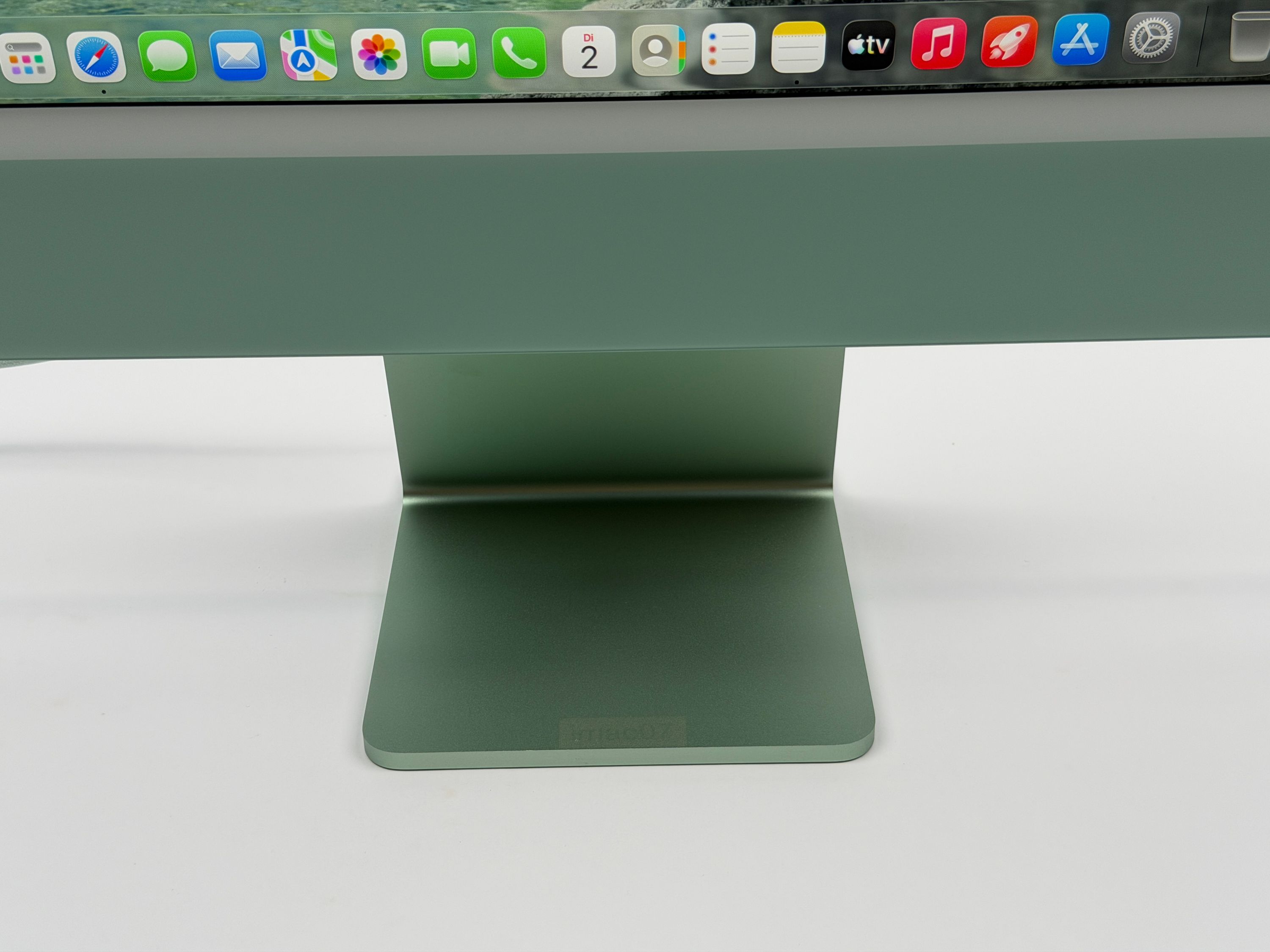 Apple iMac 24" M1 8-Core CPU 8-Core GPU 16 GB RAM 256 GB SSD Grün