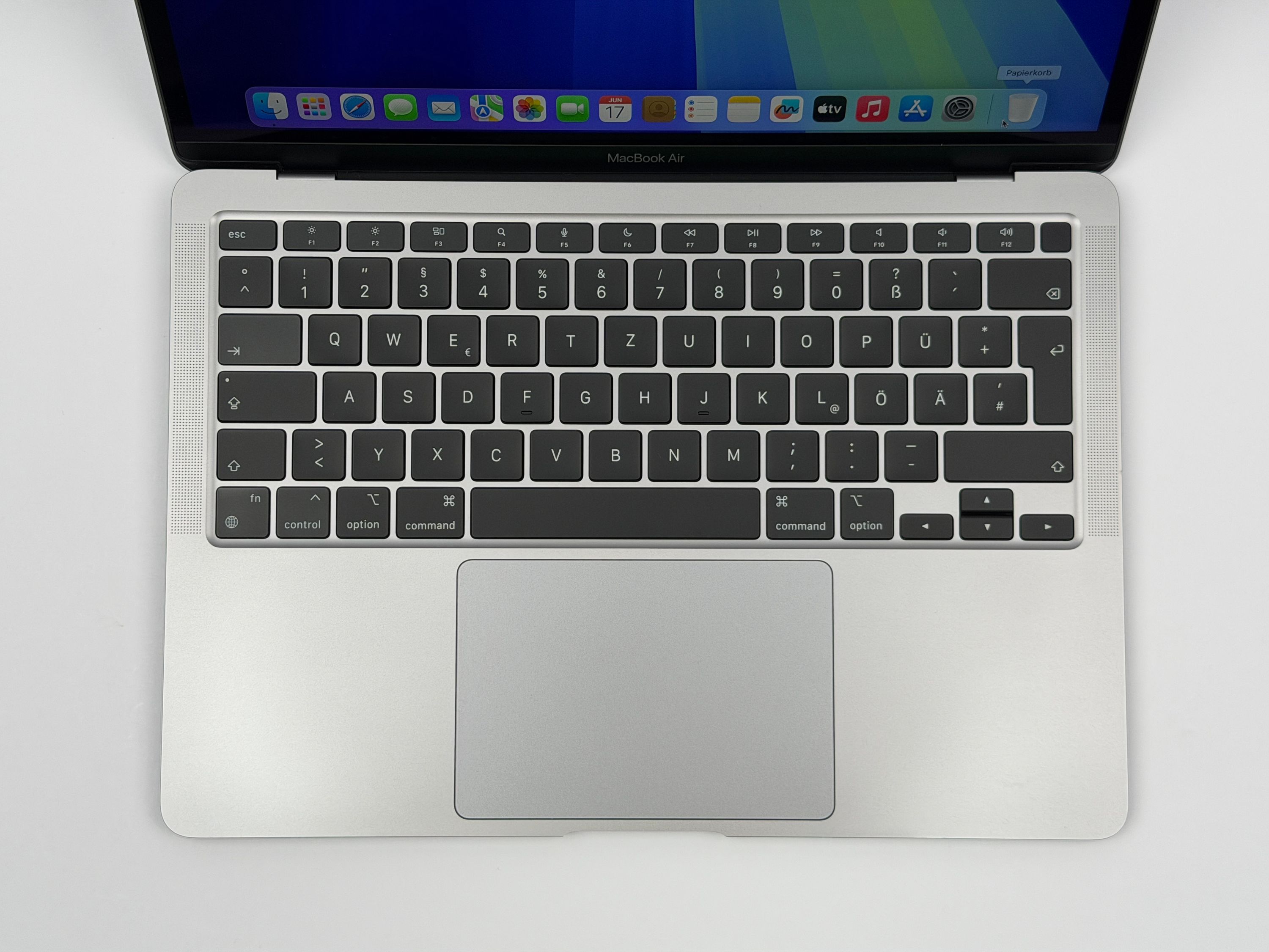 Apple MacBook Air 13,3“ M1 8C CPU 7C GPU 256 GB SSD 8 GB Ram 2020 space grey
