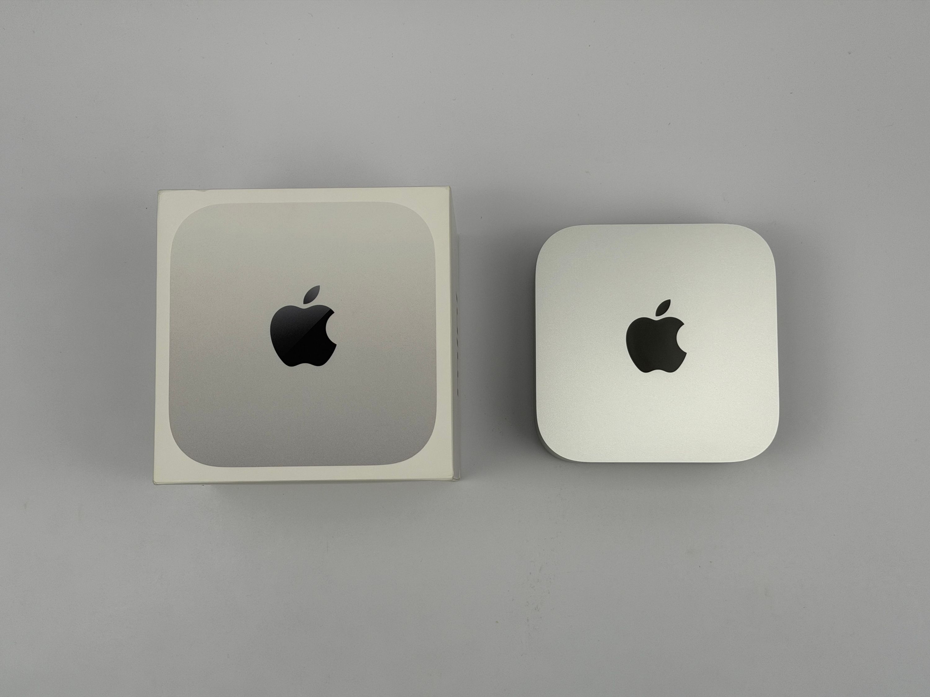 Apple Mac Mini M4 10-Core CPU 10-Core GPU 24 GB RAM 512 GB SSD SILBER 2024