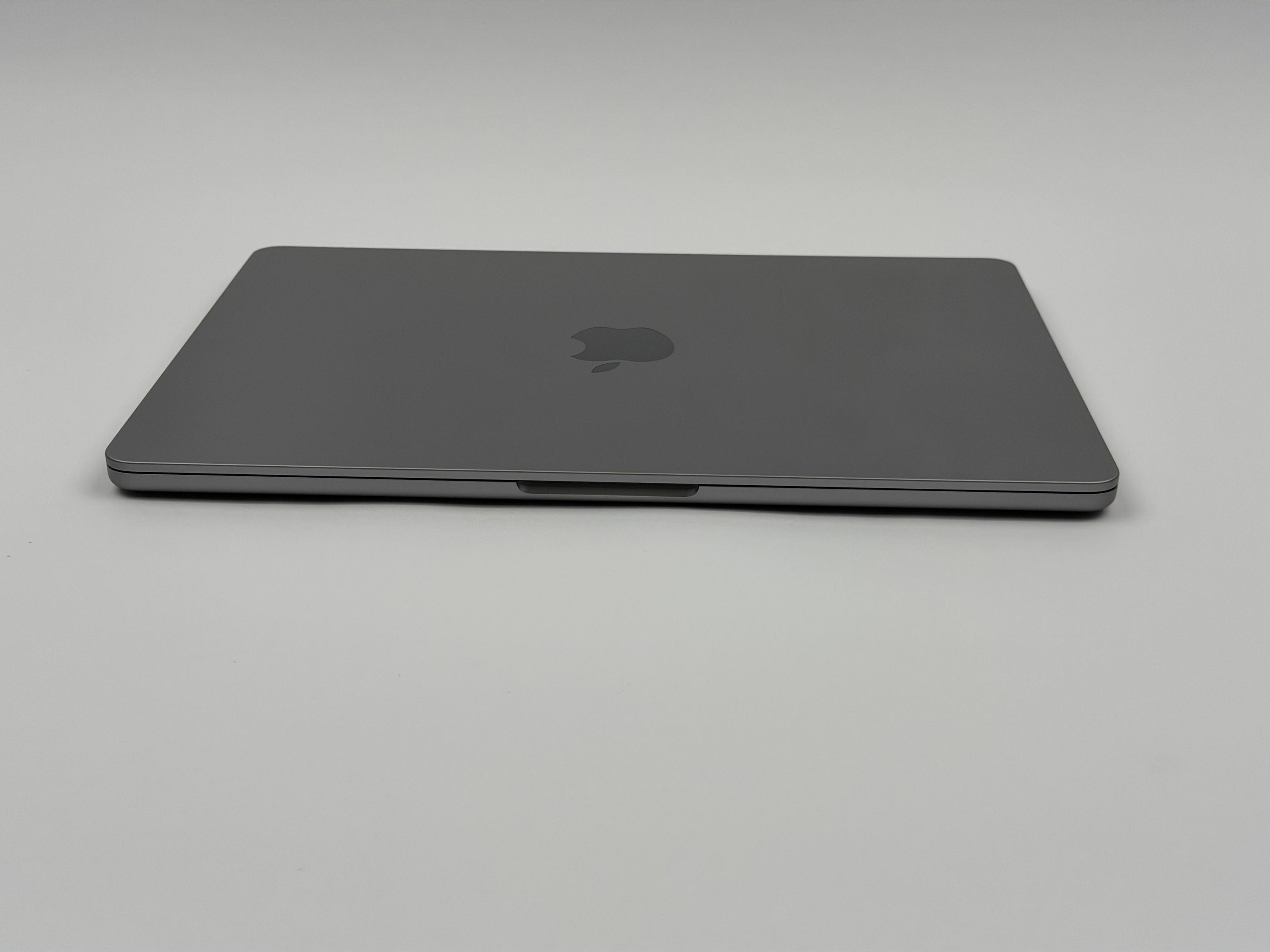 Apple MacBook Air 13,6“ M2 8C CPU 10C GPU 1 TB SSD 24 GB 2022 SPACE GREY