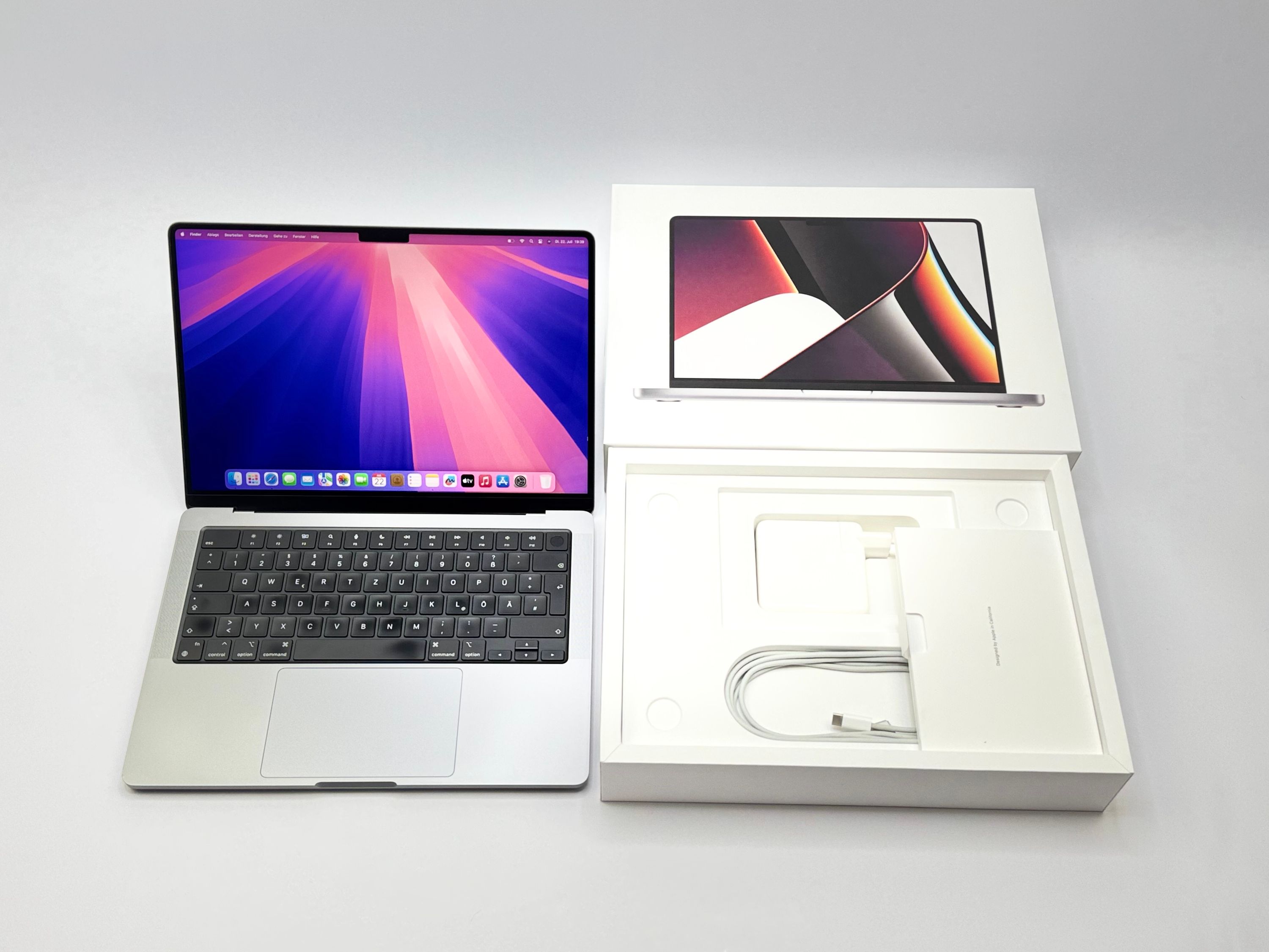 Apple MacBook Pro 14“ M1 PRO 10C CPU 16C GPU 1 TB SSD 16 GB Ram 2021 SPACE GREY