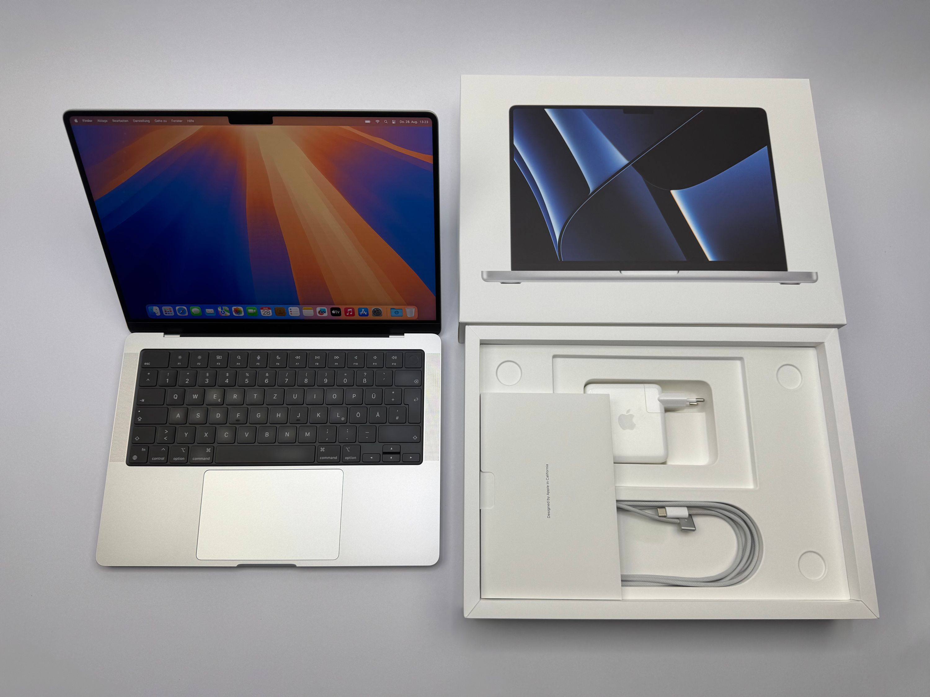 Apple MacBook Pro 14“ M2 PRO 10C CPU 16C GPU 512 GB SSD 16 GB Ram 2023 SILBER