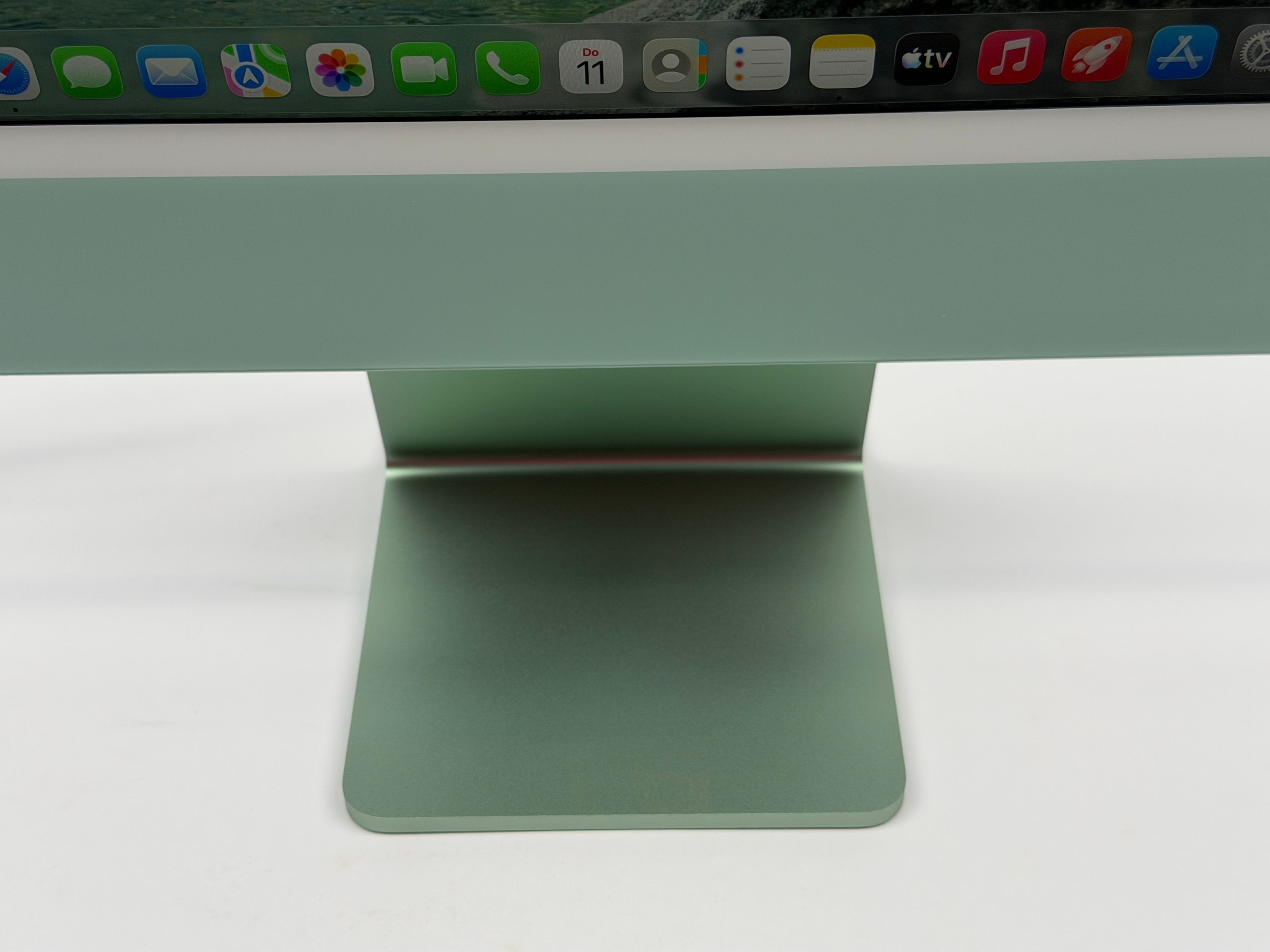 Apple iMac 24" M1 8-Core CPU 8-Core GPU 16 GB RAM 256 GB SSD Grün