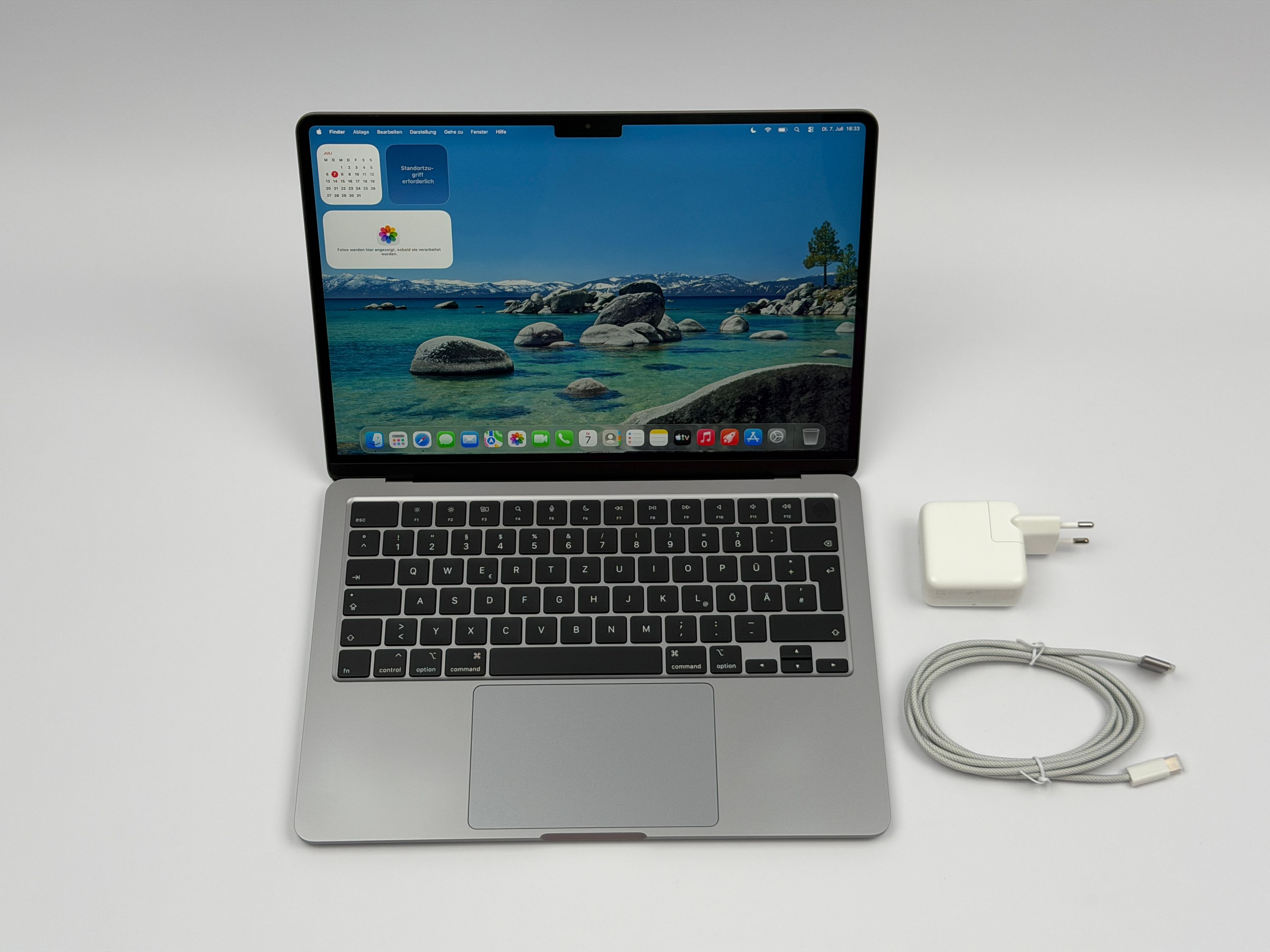 Apple MacBook Air 13,3“ M2 8C CPU 8C GPU 256 GB SSD 16 GB 2022 Space Grey