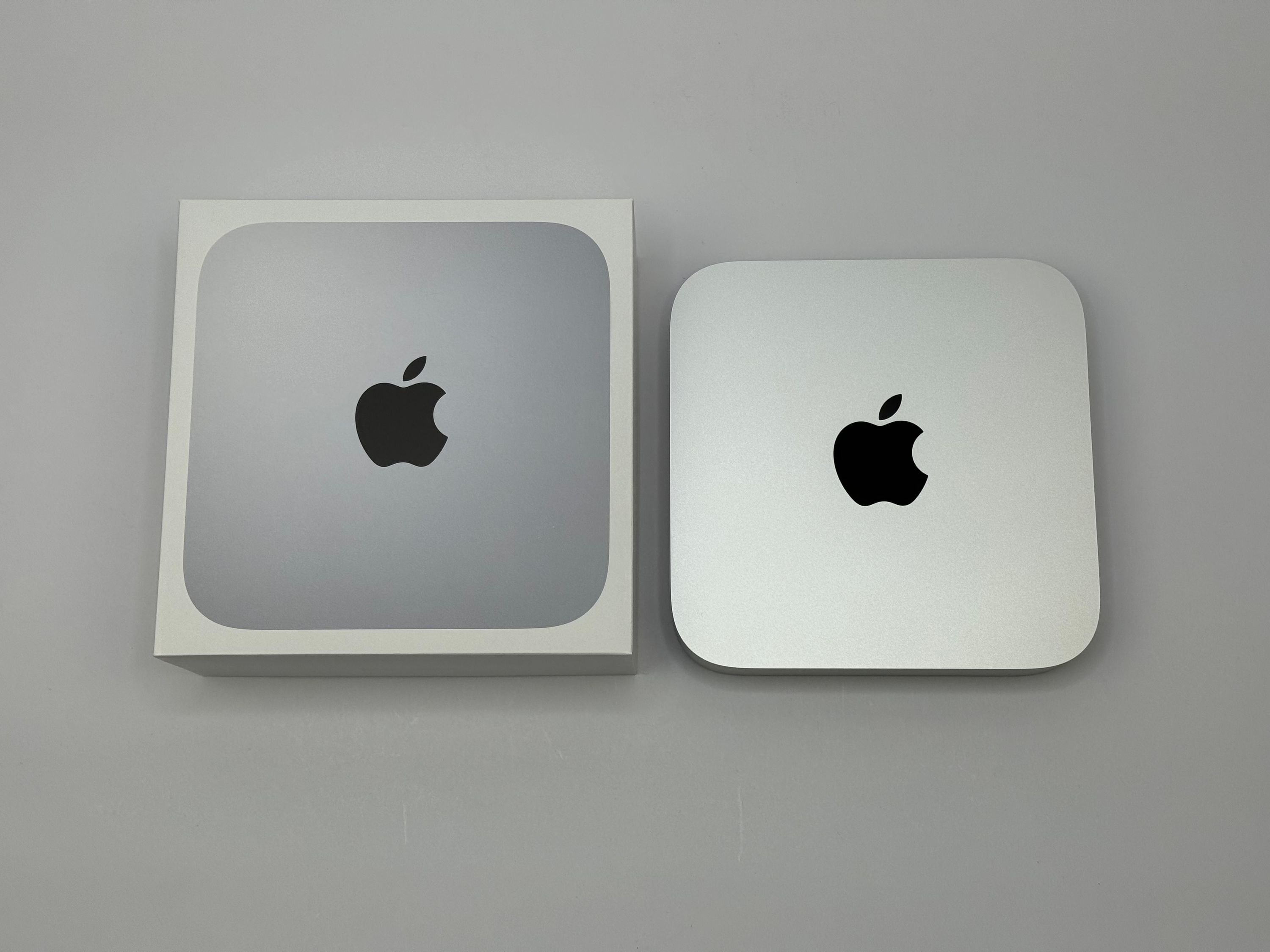 Apple Mac Mini M1 8-Core CPU 8-Core GPU 16 GB RAM 2 TB SSD SILBER