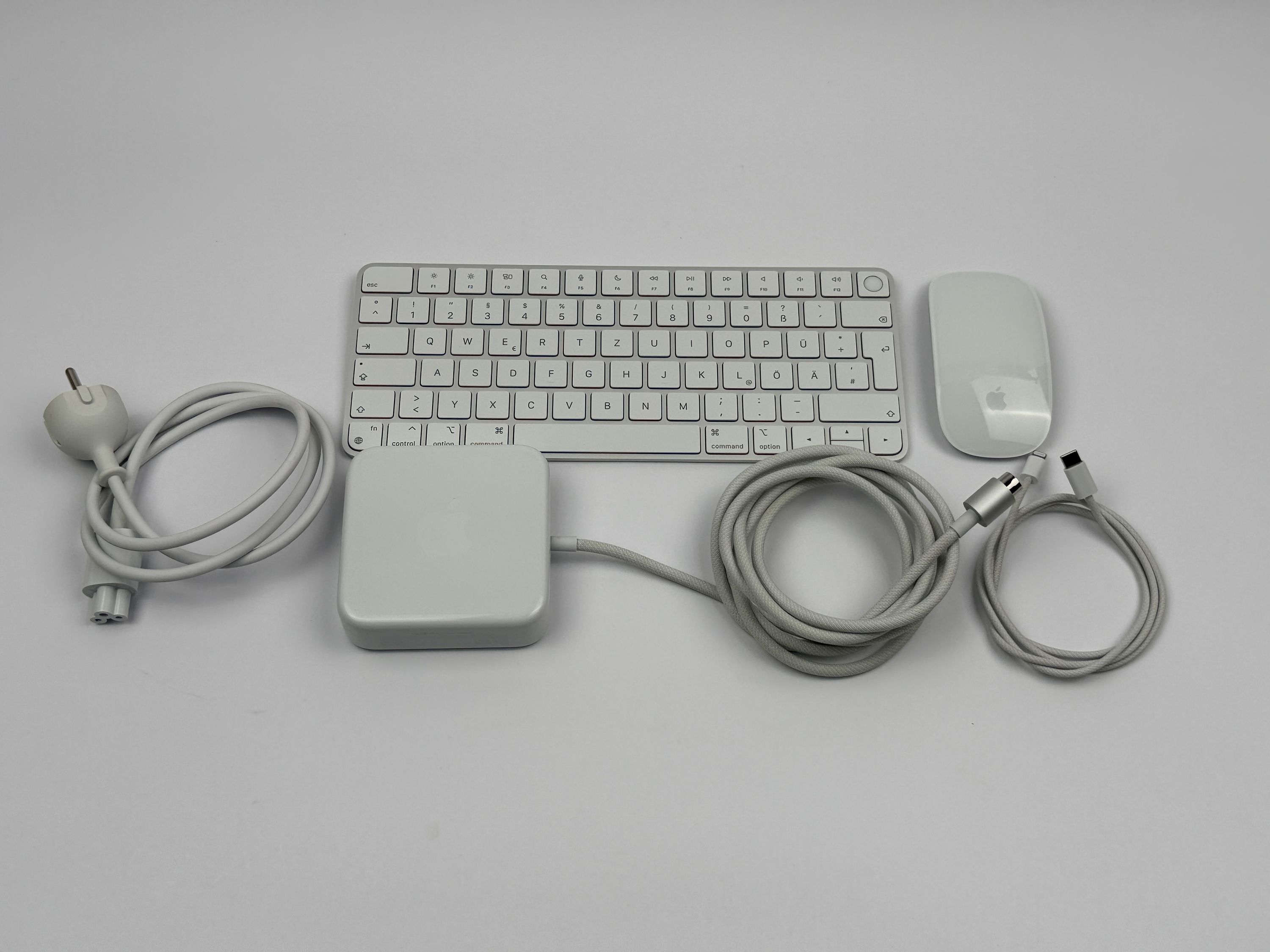 Apple iMac 24" M1 8-Core CPU 8-Core GPU 8GB RAM 512 GB SSD SILBER