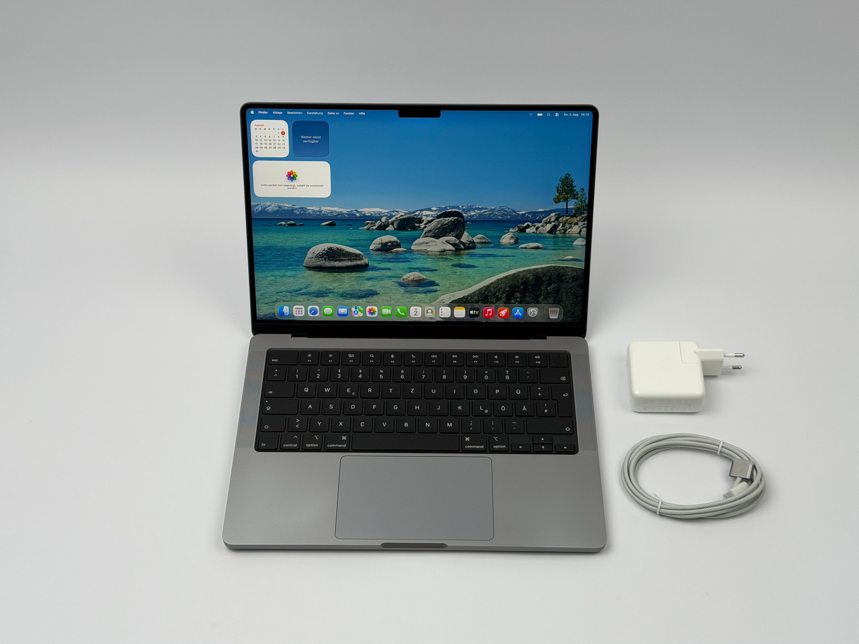 Apple MacBook Pro 14“ M3 8C CPU 10C GPU 512 GB SSD 16 GB Ram 2023 SPACE GREY