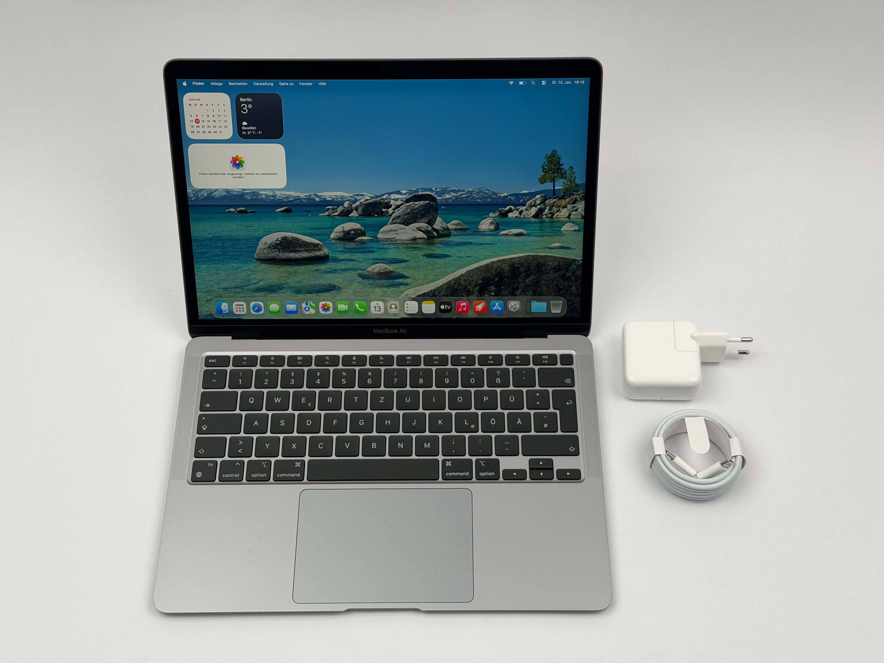 Apple MacBook Air 13,3“ M1 8C CPU 7C GPU 256 GB SSD 16 GB Ram 2020 Space Grey