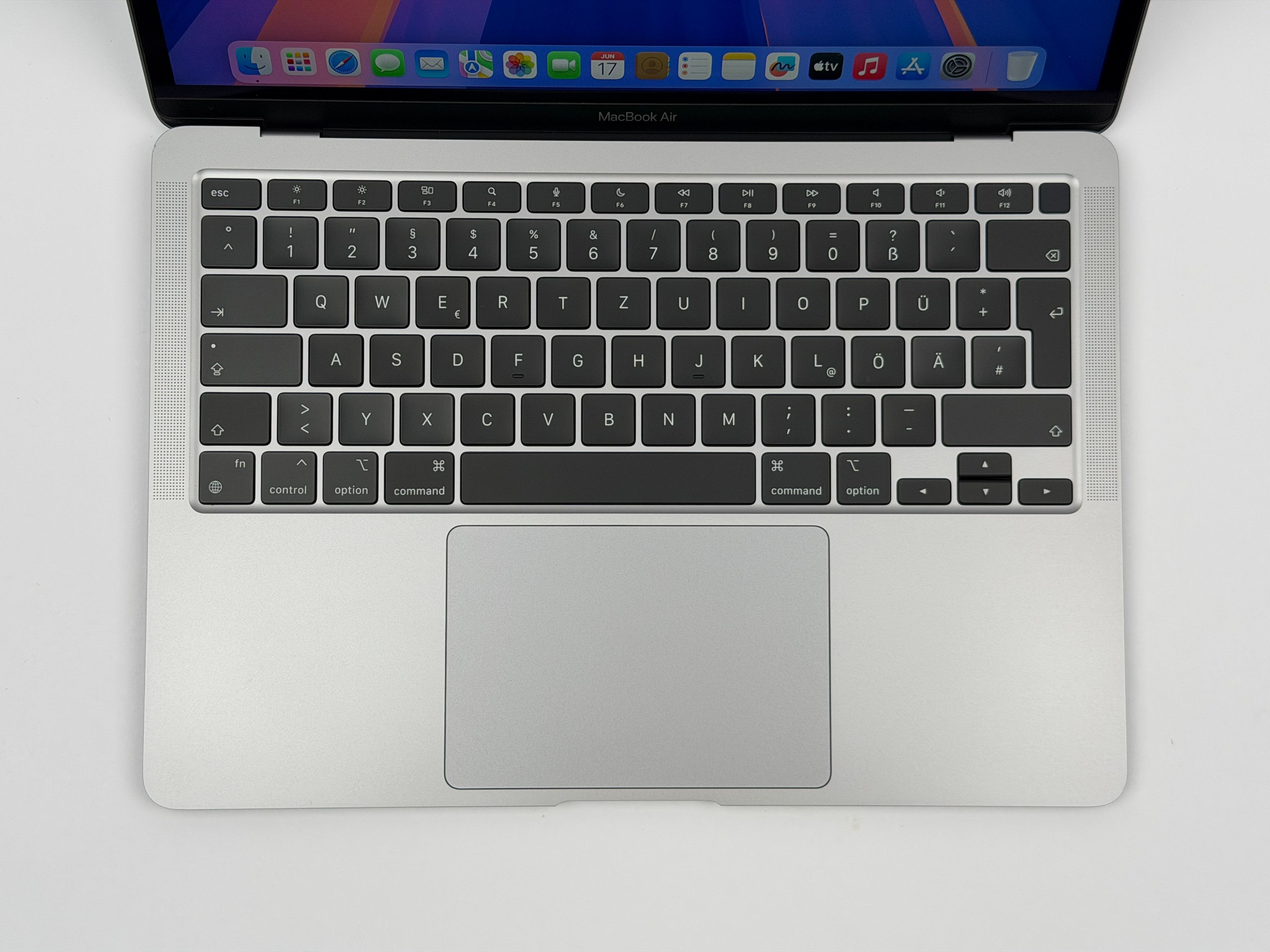 Apple MacBook Air 13,3“ M1 8C CPU 7C GPU 256 GB SSD 8 GB Ram 2020 space grey