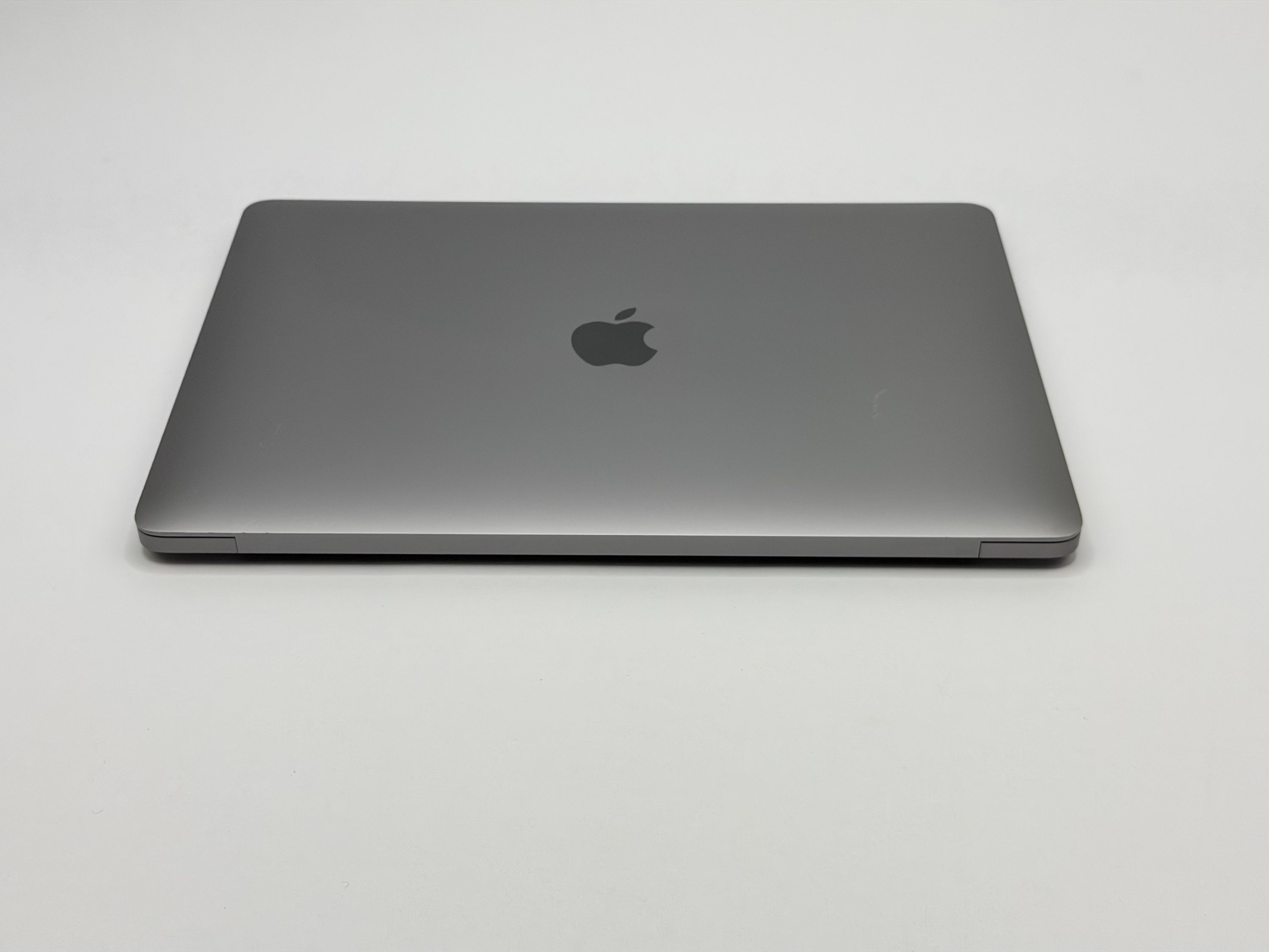 Apple MacBook Air Retina 13,3“ i5 1,6 Ghz 256 GB SSD 8 GB Ram Space Grey 2018