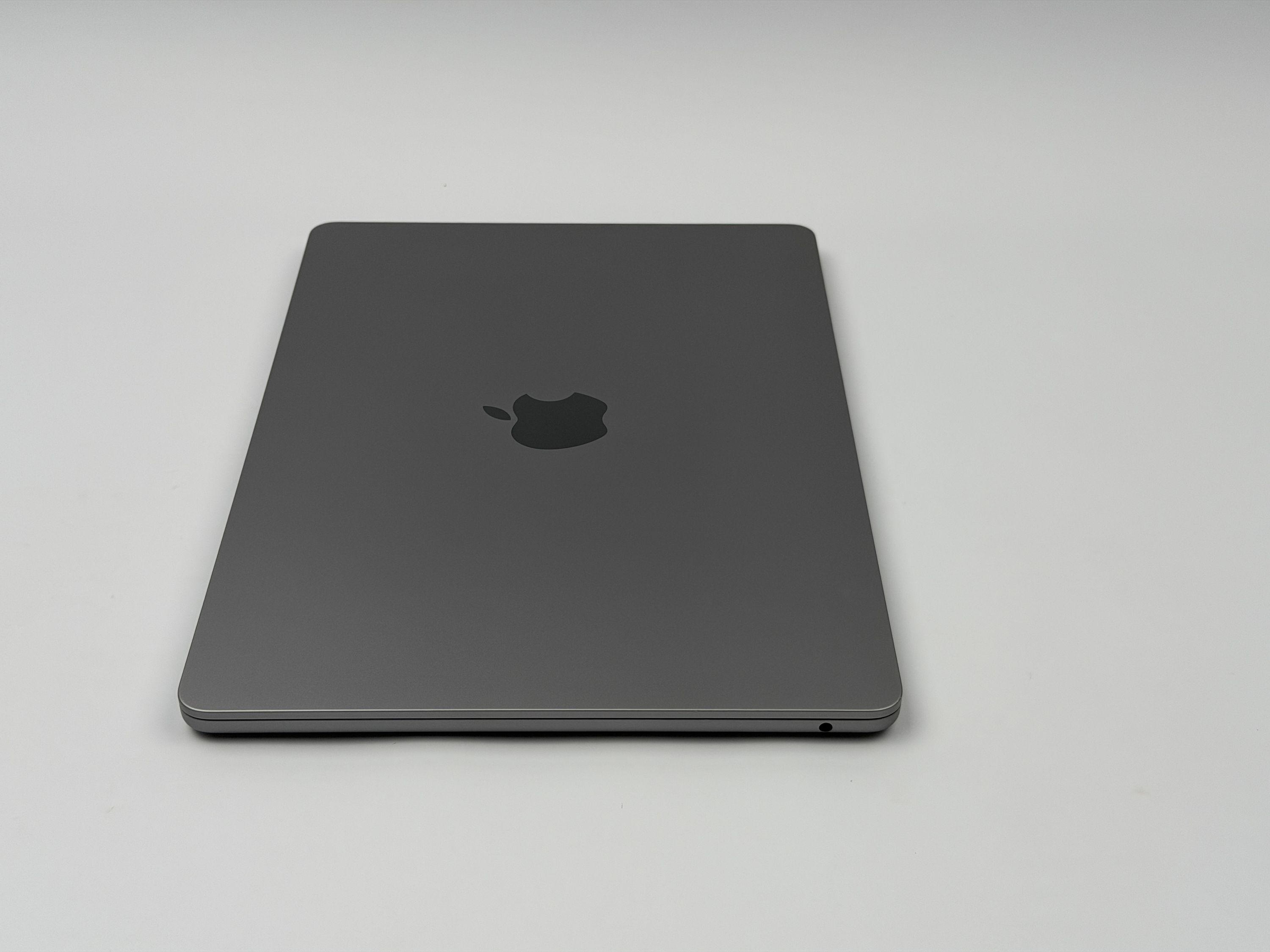 Apple MacBook Air 13,3“ M2 8C CPU 8C GPU 512 GB SSD 16 GB 2022 SPACE GREY