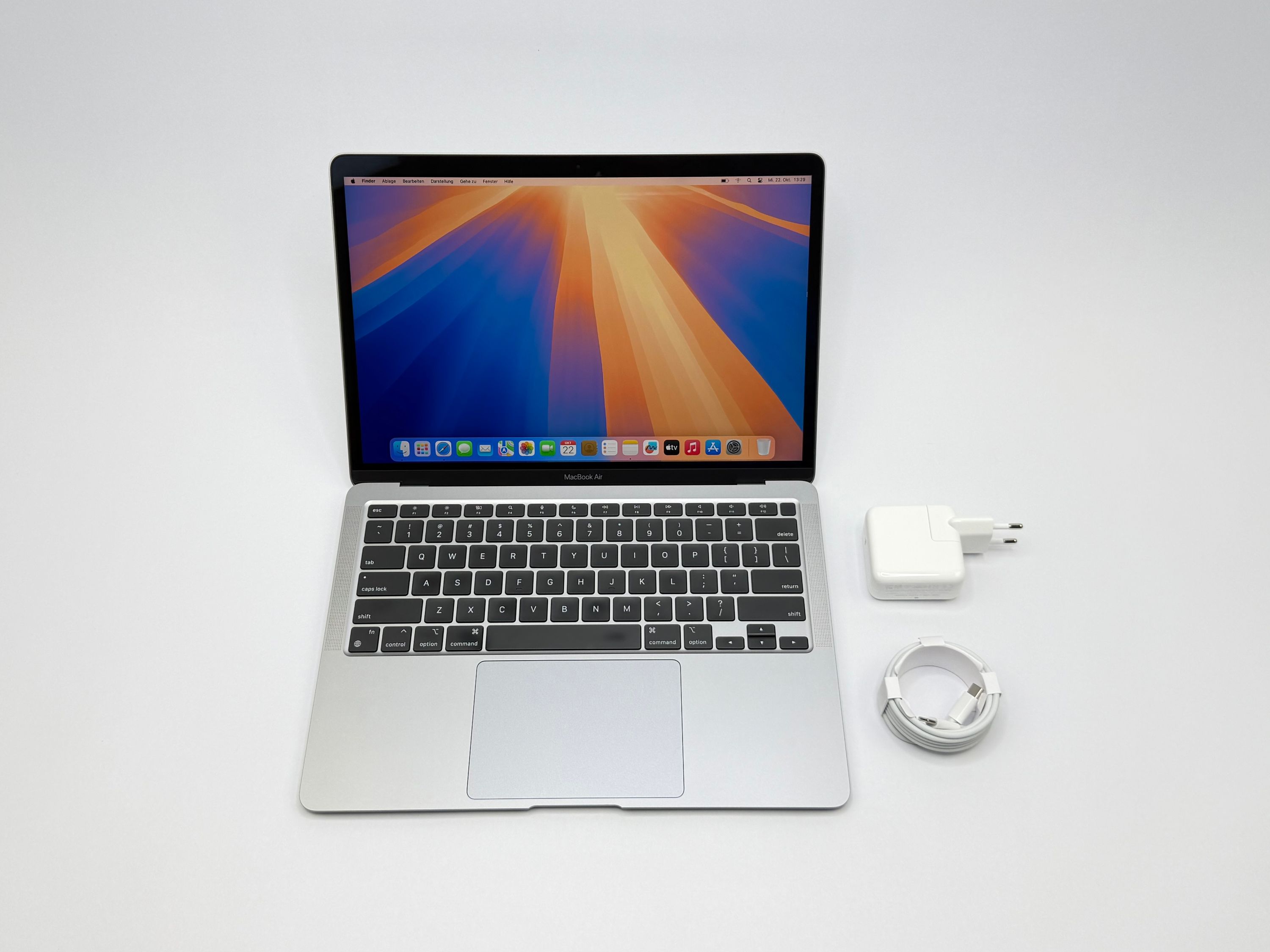 Apple MacBook Air 13,3“ M1 8C CPU 7C GPU 256 GB SSD 8 GB Ram 2020 QWERTY