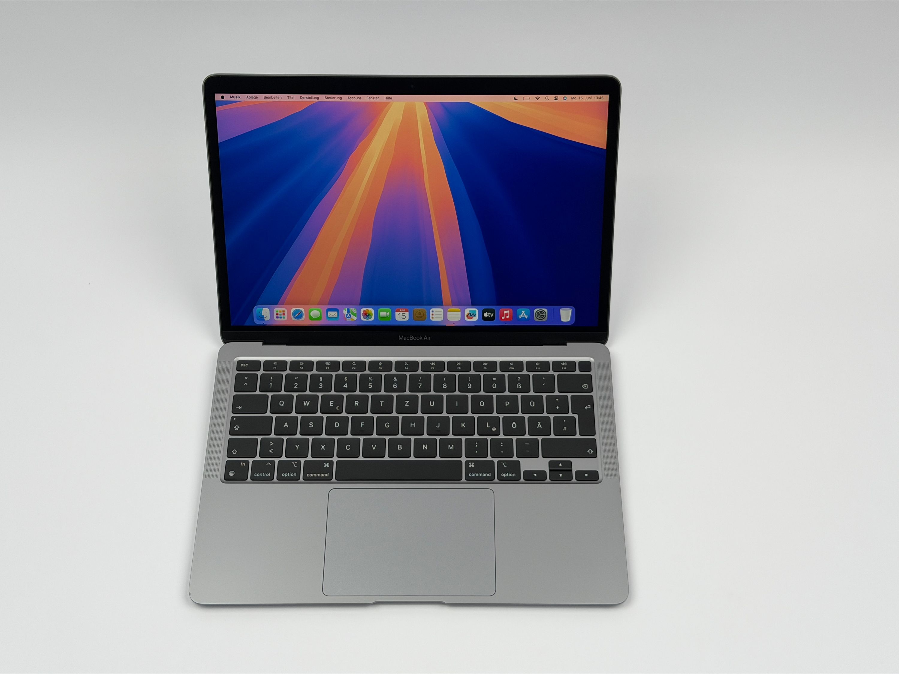 Apple MacBook Air 13,3“ M1 8C CPU 7C GPU 256 GB SSD 8 GB Ram 2020 space grey