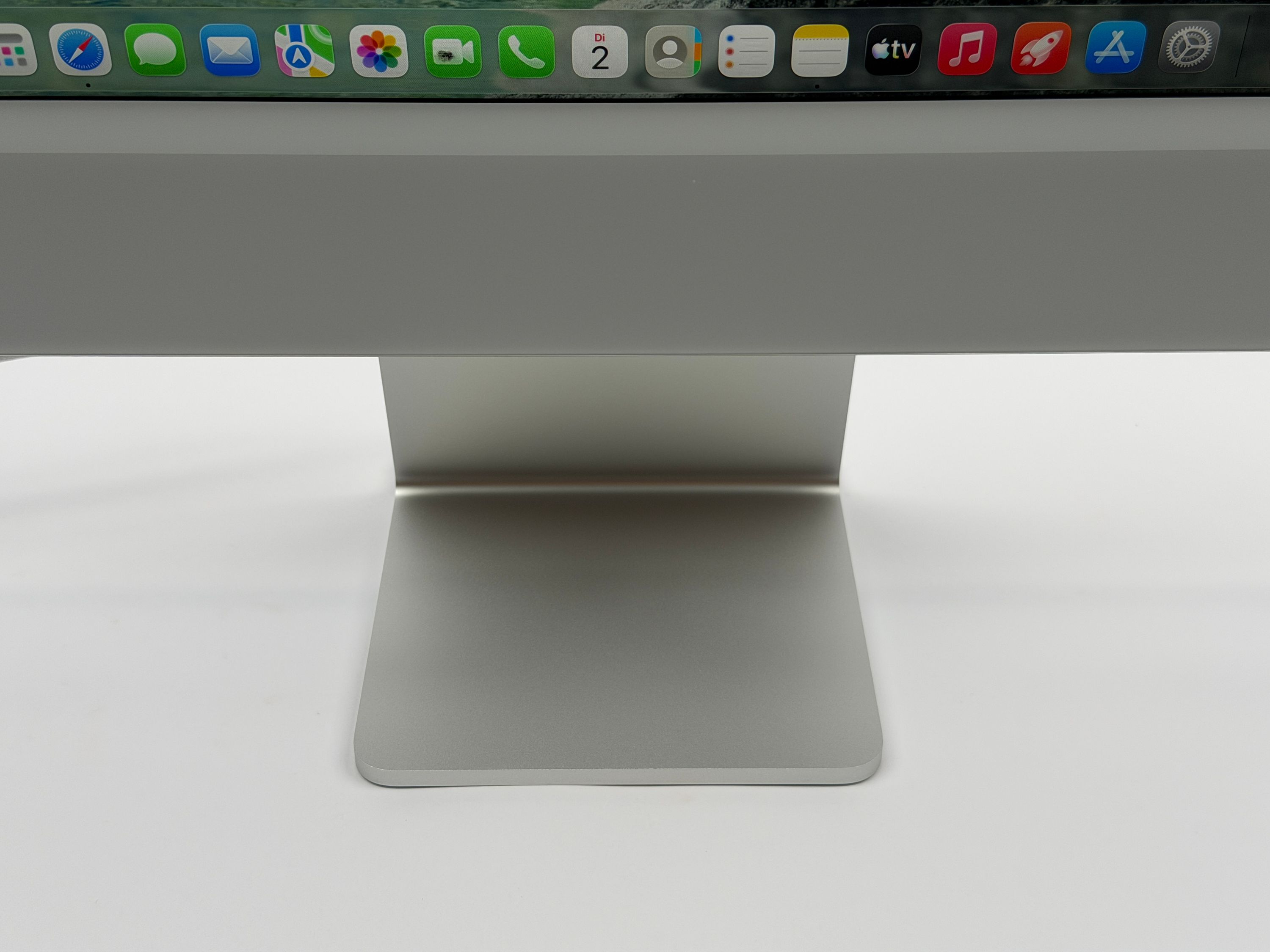 Apple iMac 24" M1 8-Core CPU 7-Core GPU 16 GB RAM 256 GB SSD Silber