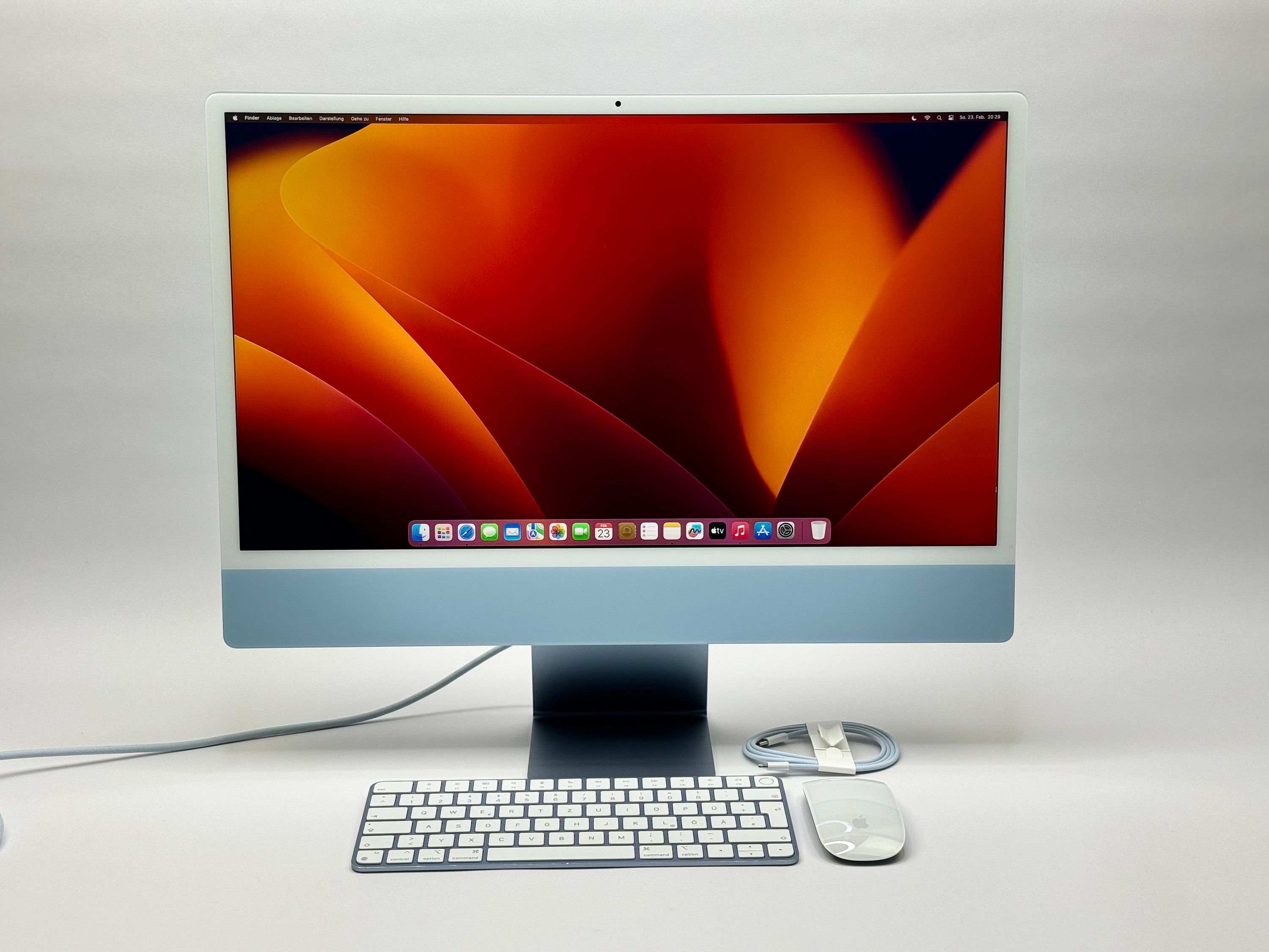 Apple iMac 24“ M1 8-Core CPU 8-Core GPU 8GB RAM 256 GB SSD BLAU