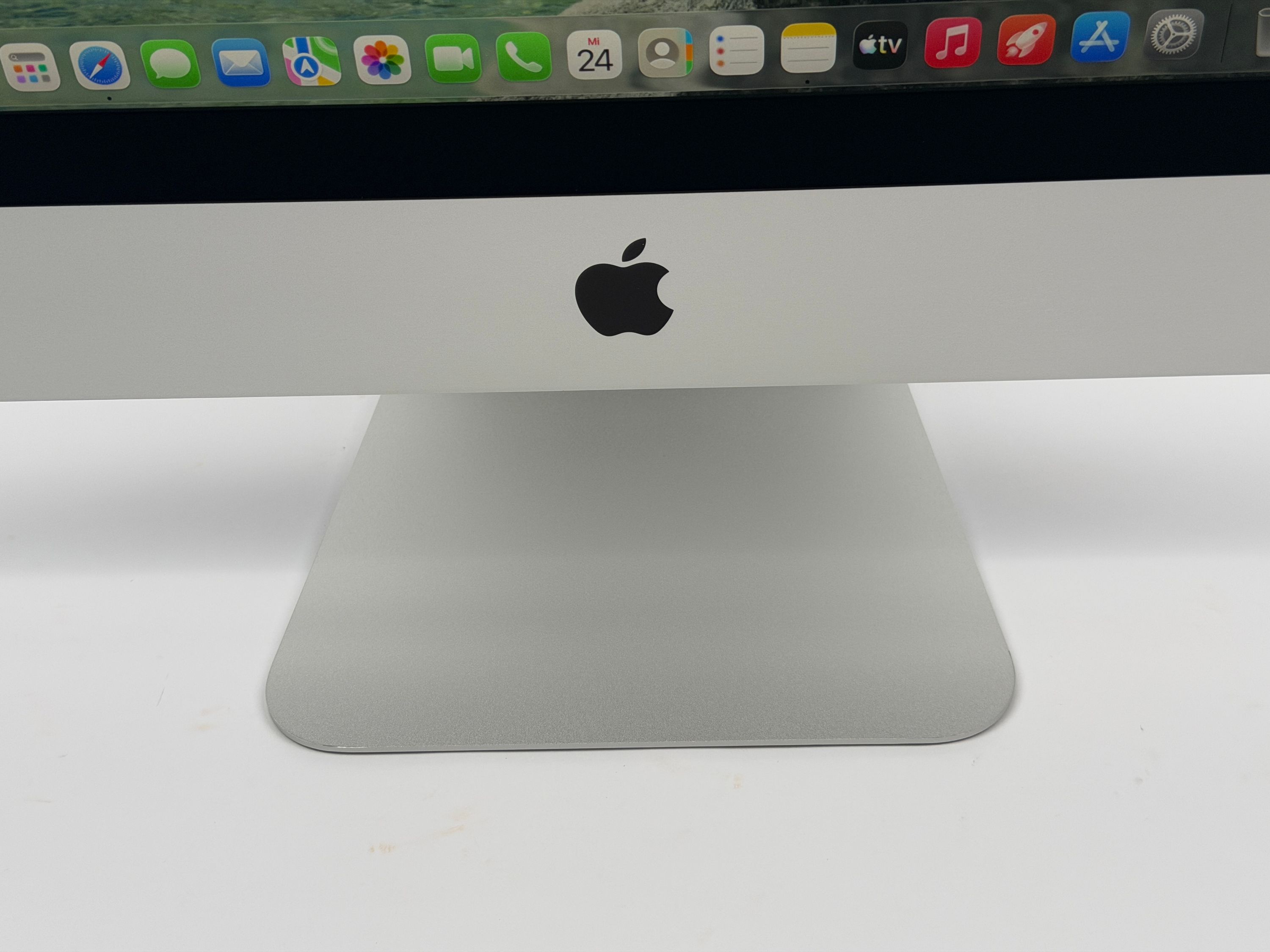 Apple iMac Retina 5K 27“ 10-Core i9 3,6 Ghz 64 GB Ram 1 TB SSD RP 5700 SILBER 2020 NANOTEXTUR 10Gbit