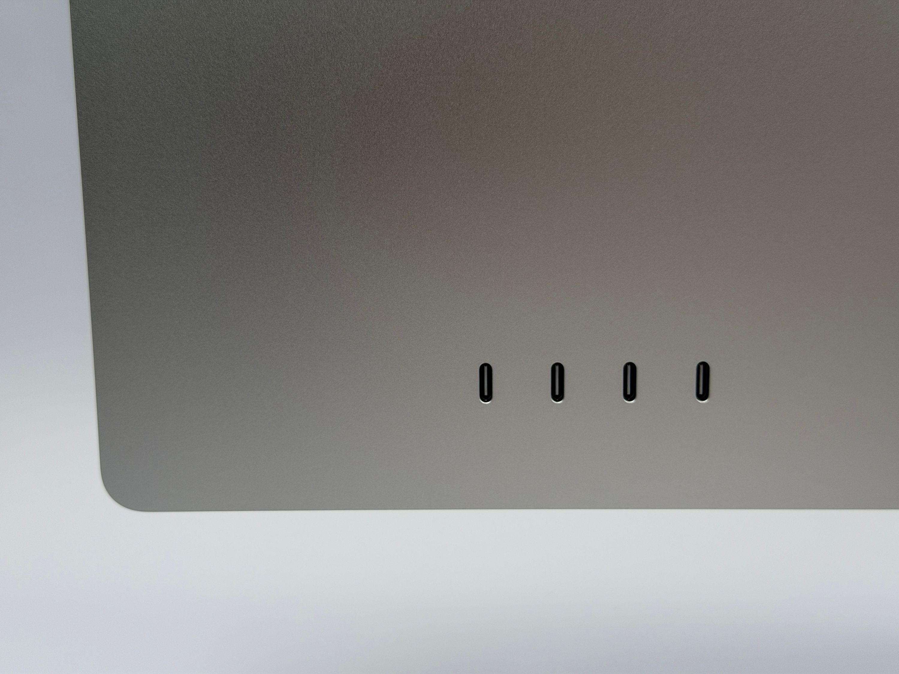 Apple iMac 24" M4 10-Core CPU 10-Core GPU 16 GB RAM 256 GB SSD SILBER 2024 NANOTEXTURGLAS