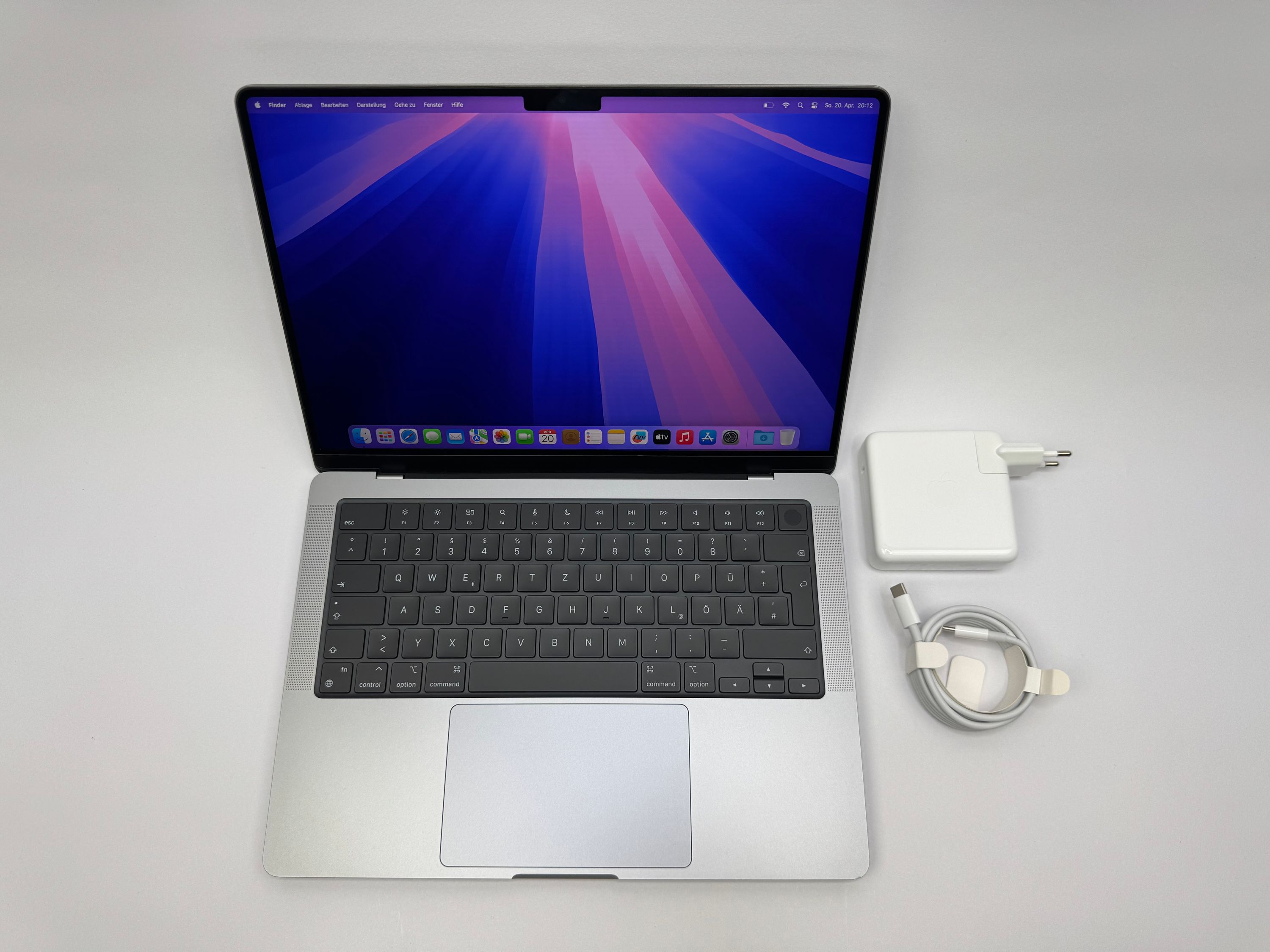 Apple MacBook Pro 14“ M1 PRO 10C CPU 16C GPU 1 TB SSD 32 GB Ram 2021 SPACE GREY