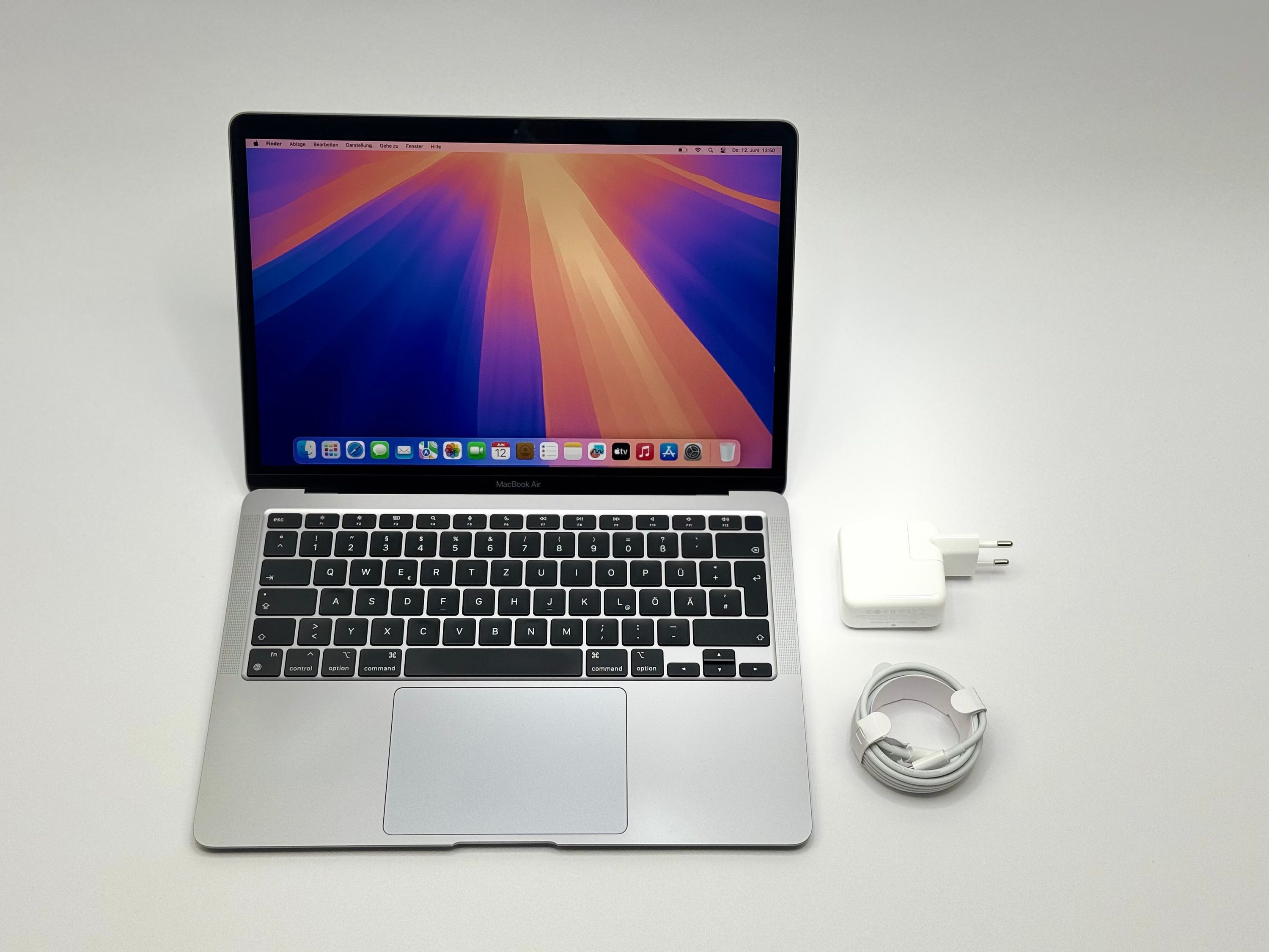 Apple MacBook Air 13,3“ M1 8C CPU 7C GPU 256 GB SSD 16 GB Ram 2020 Space Grey
