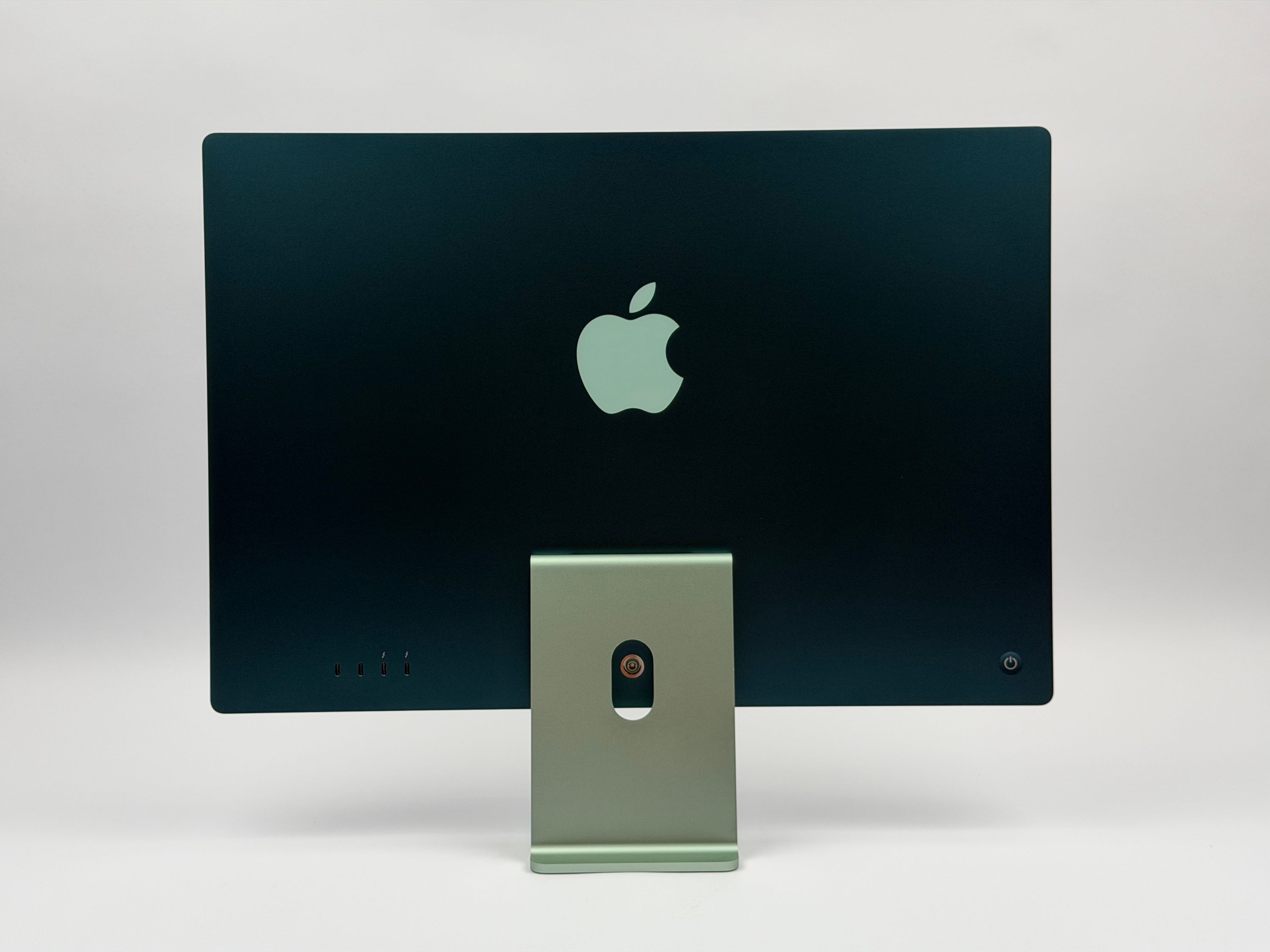 Apple iMac 24" M1 8-Core CPU 8-Core GPU 8GB RAM 256 GB SSD Grün