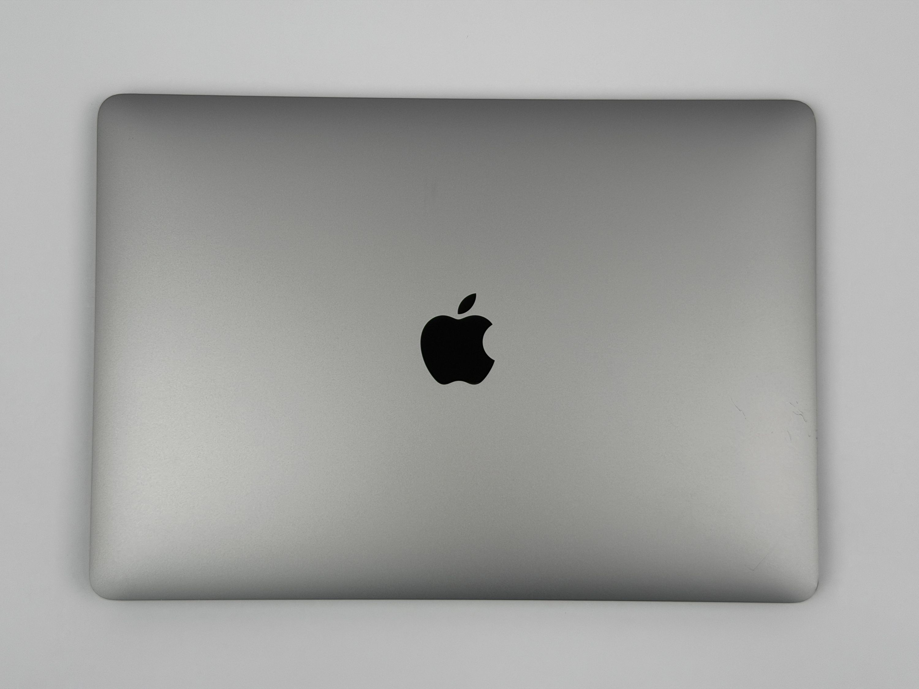 Apple MacBook Air 13,3“ M1 8C CPU 7C GPU 256 GB SSD 8 GB Ram 2020 space grey