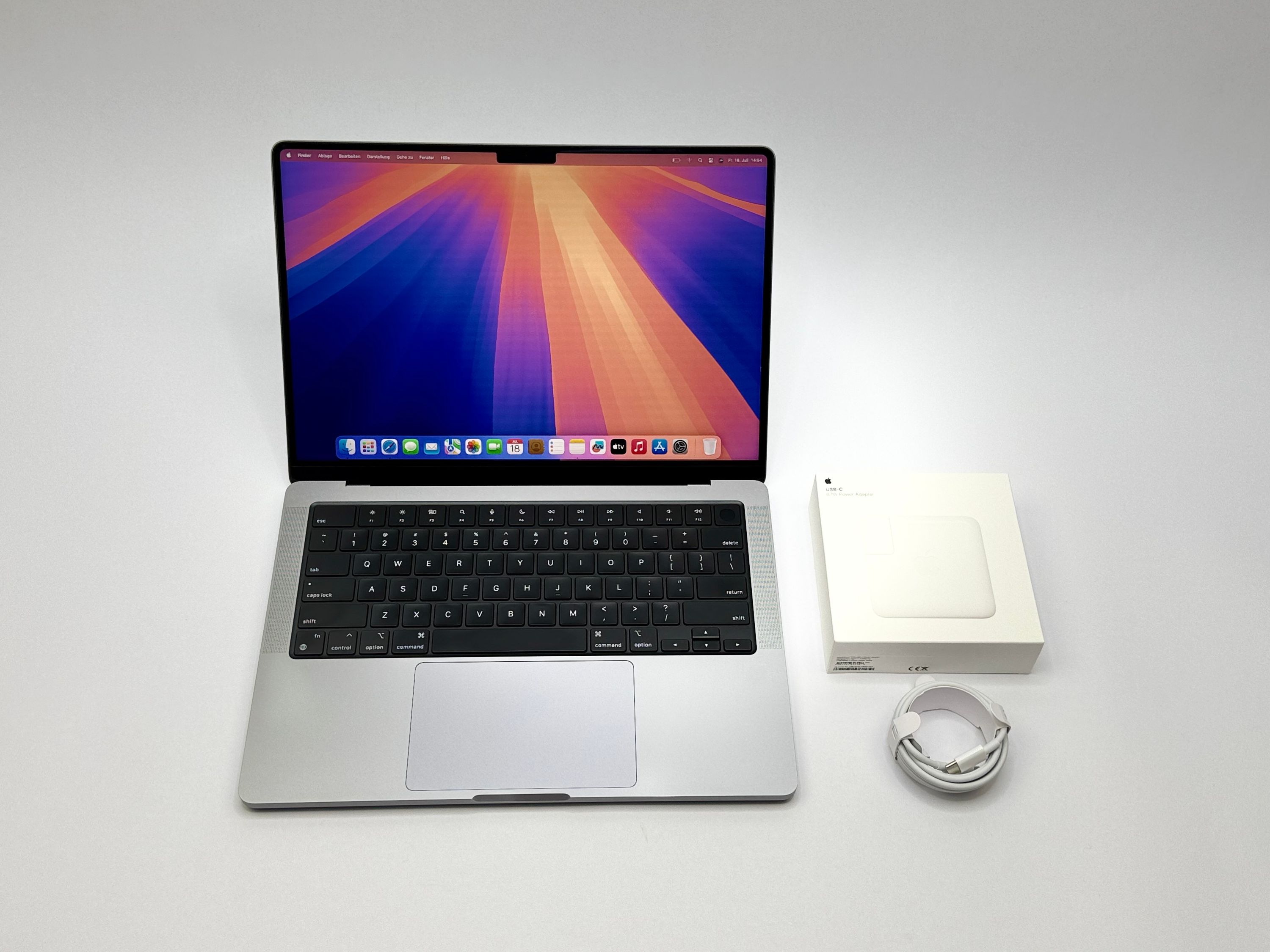 Apple MacBook Pro 14“ M1 PRO 10C CPU 16C GPU 1 TB SSD 16 GB Ram 2021 SPACE GREY QWERTY