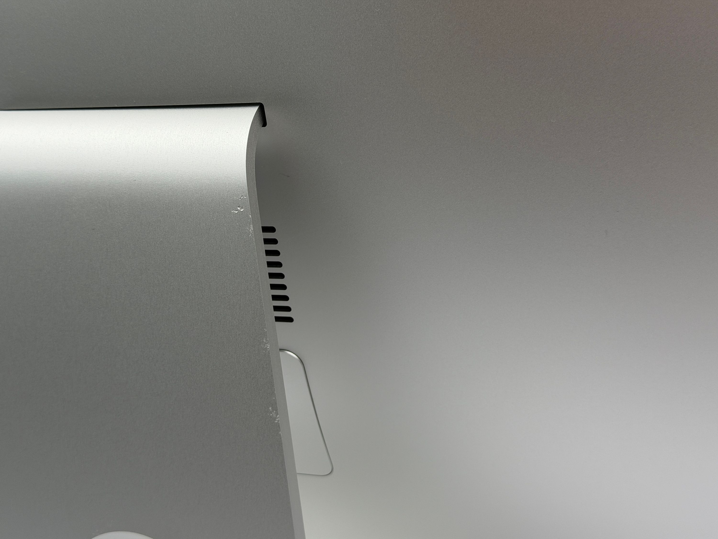 Apple iMac Retina 5K 27“ 10-Core i9 3,6 Ghz 16 GB Ram 1 TB SSD RP 5500 XT SILBER 2020