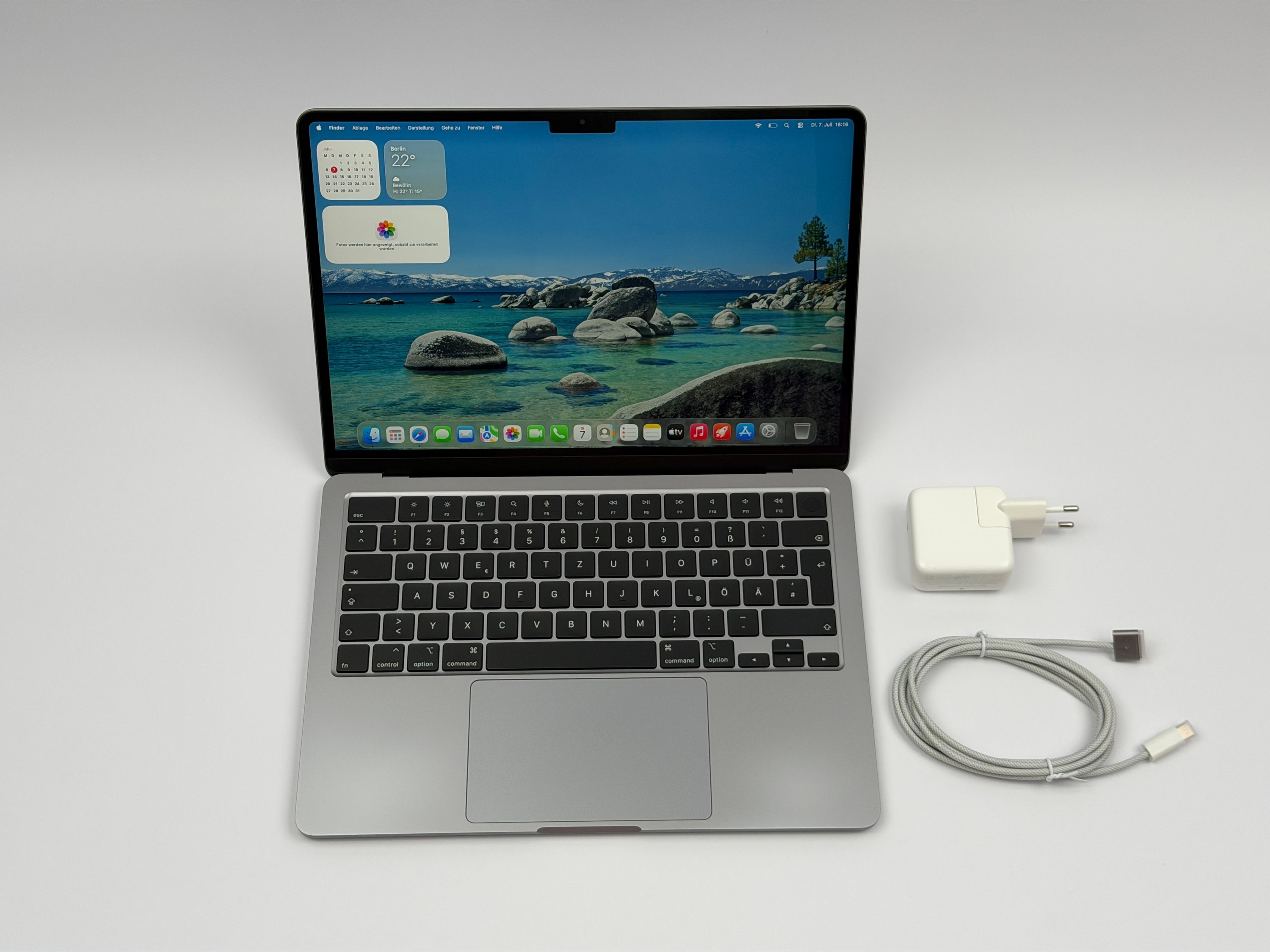 Apple MacBook Air 13,3“ M2 8C CPU 8C GPU 256 GB SSD 16 GB 2022 Space Grey