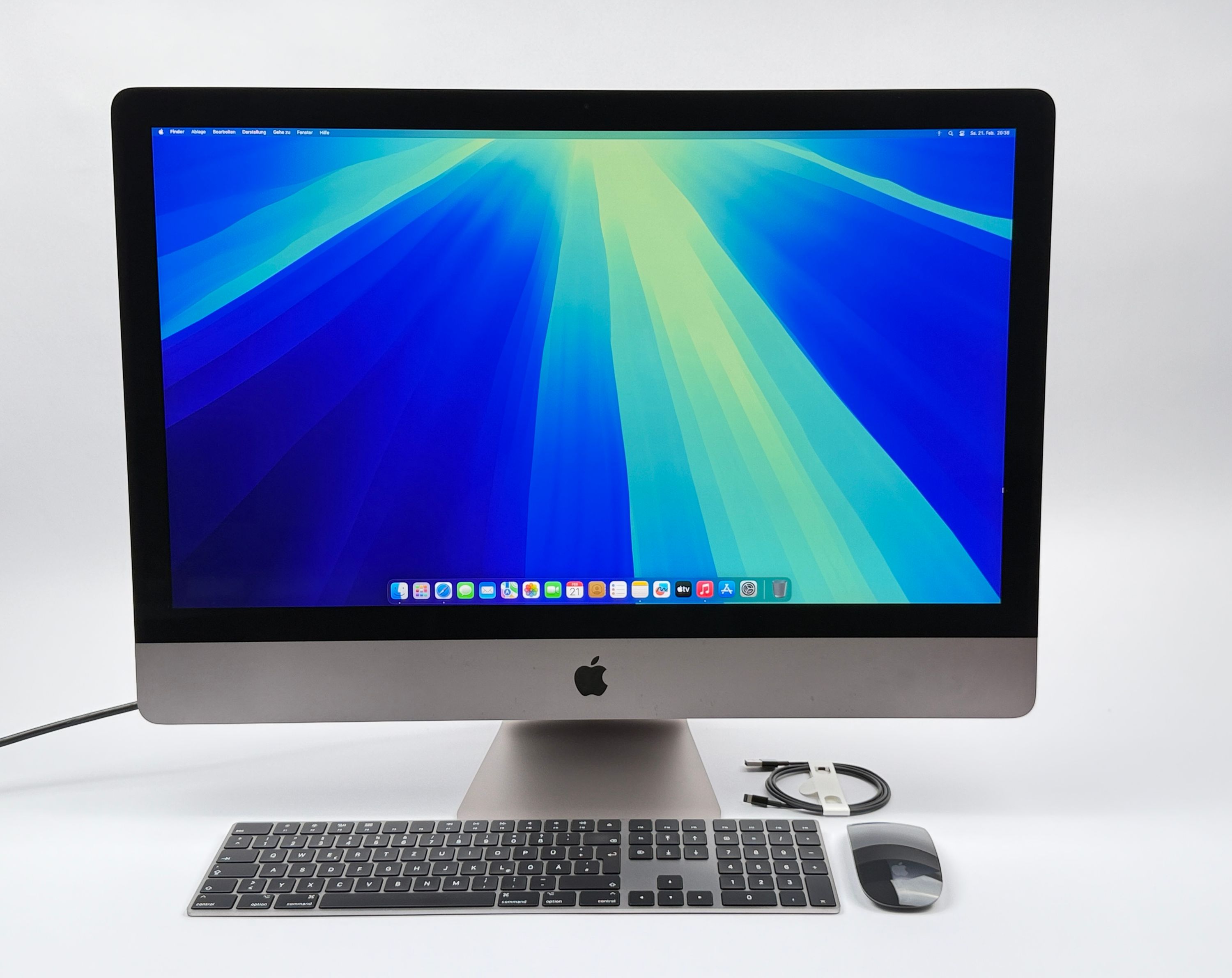 Apple iMac Pro 5K 27“ XEON 10-Core 3,0 Ghz 64 GB Ram 2 TB SSD VEGA 64 16 GB