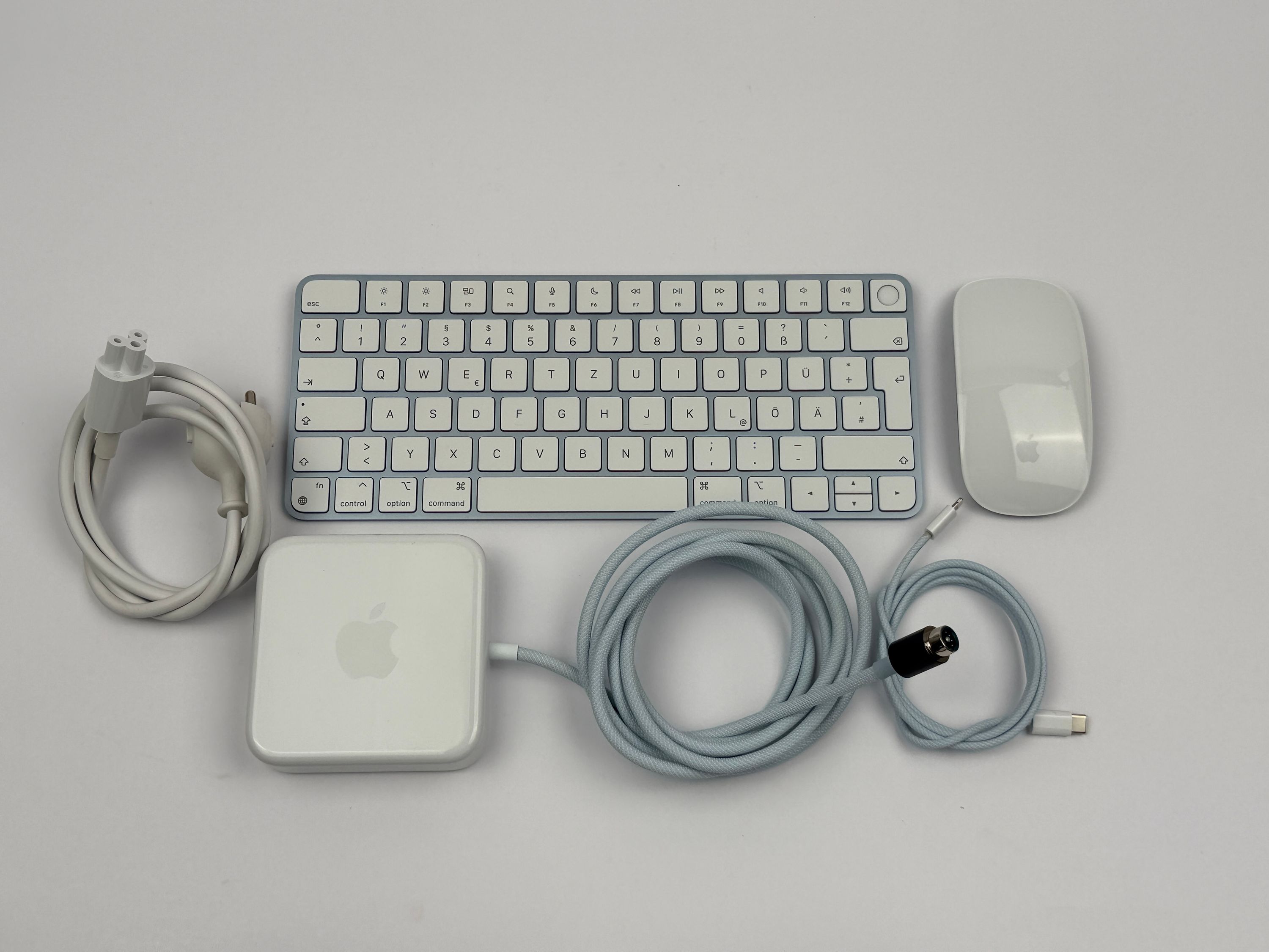 Apple iMac 24" M1 8-Core CPU 8-Core GPU 8GB RAM 512 GB SSD BLAU