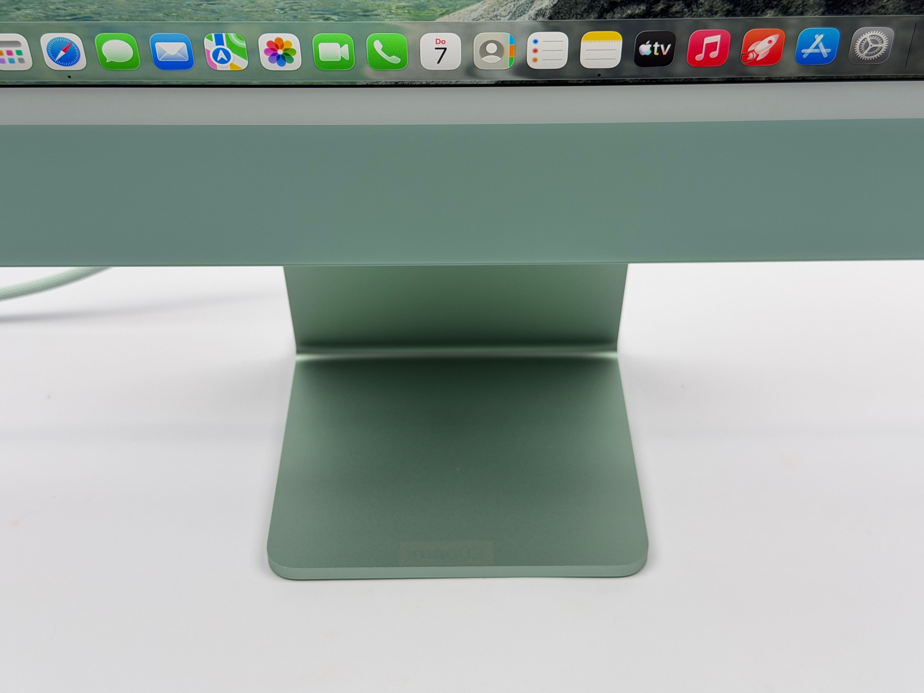 Apple iMac 24" M1 8-Core CPU 8-Core GPU 16 GB RAM 256 GB SSD Grün
