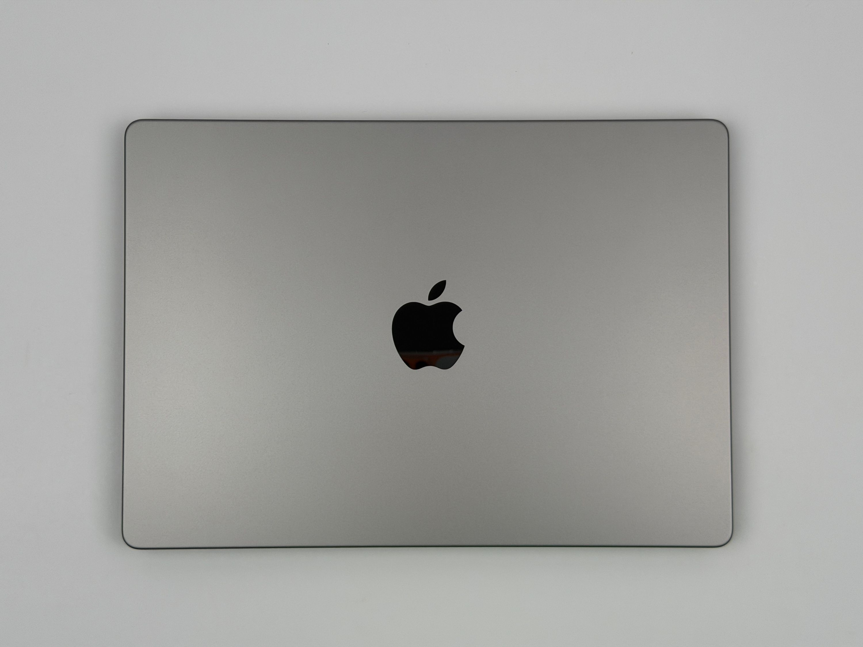 Apple MacBook Pro 14“ M2 MAX 12C CPU 30C GPU 512 GB SSD 32 GB Ram 2023 SPACE GREY