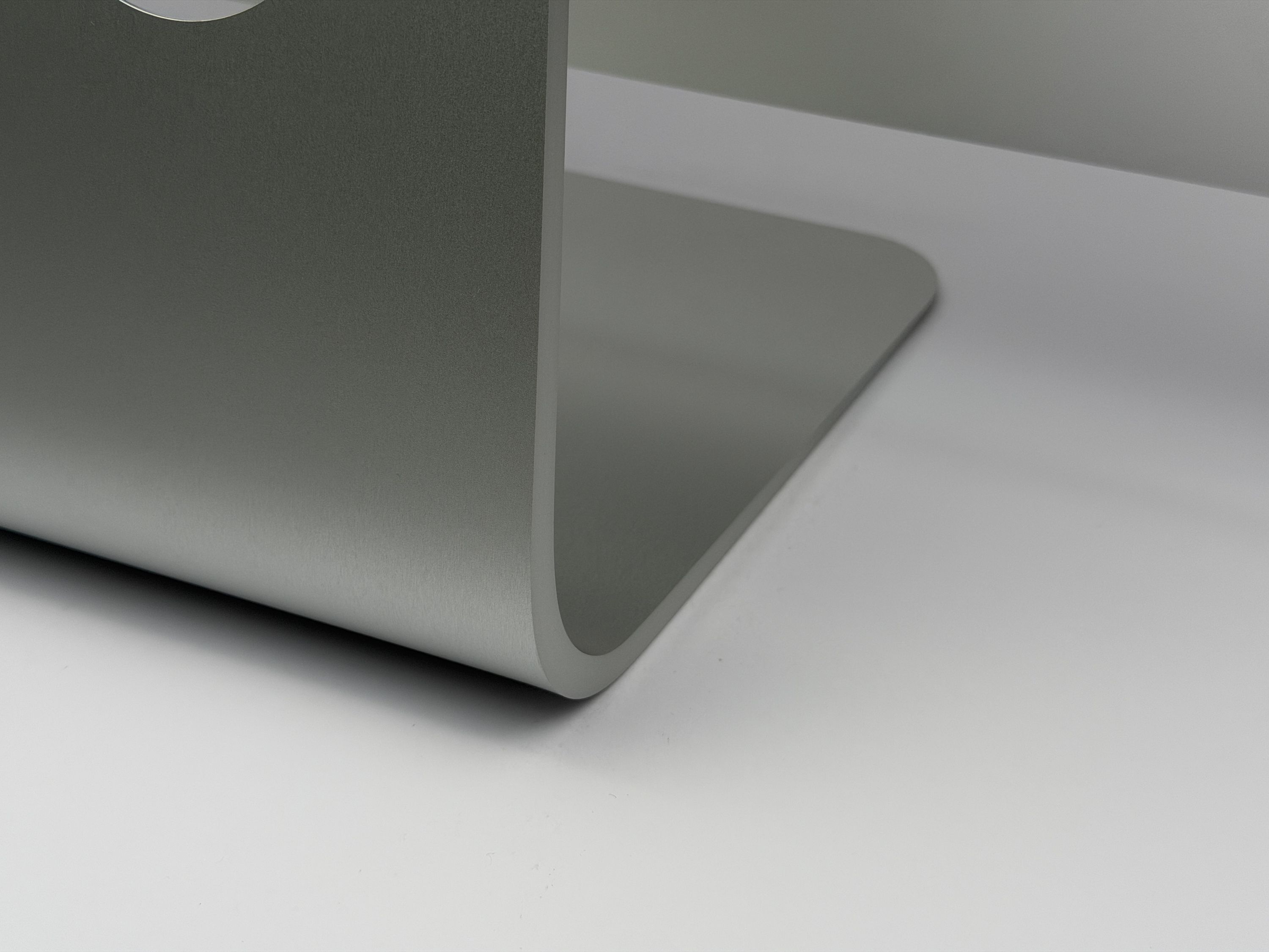 Apple iMac Retina 5K 27“ 6-Core i5 3,3 Ghz 16 GB Ram 512 GB SSD RP 5300 SILBER 2020