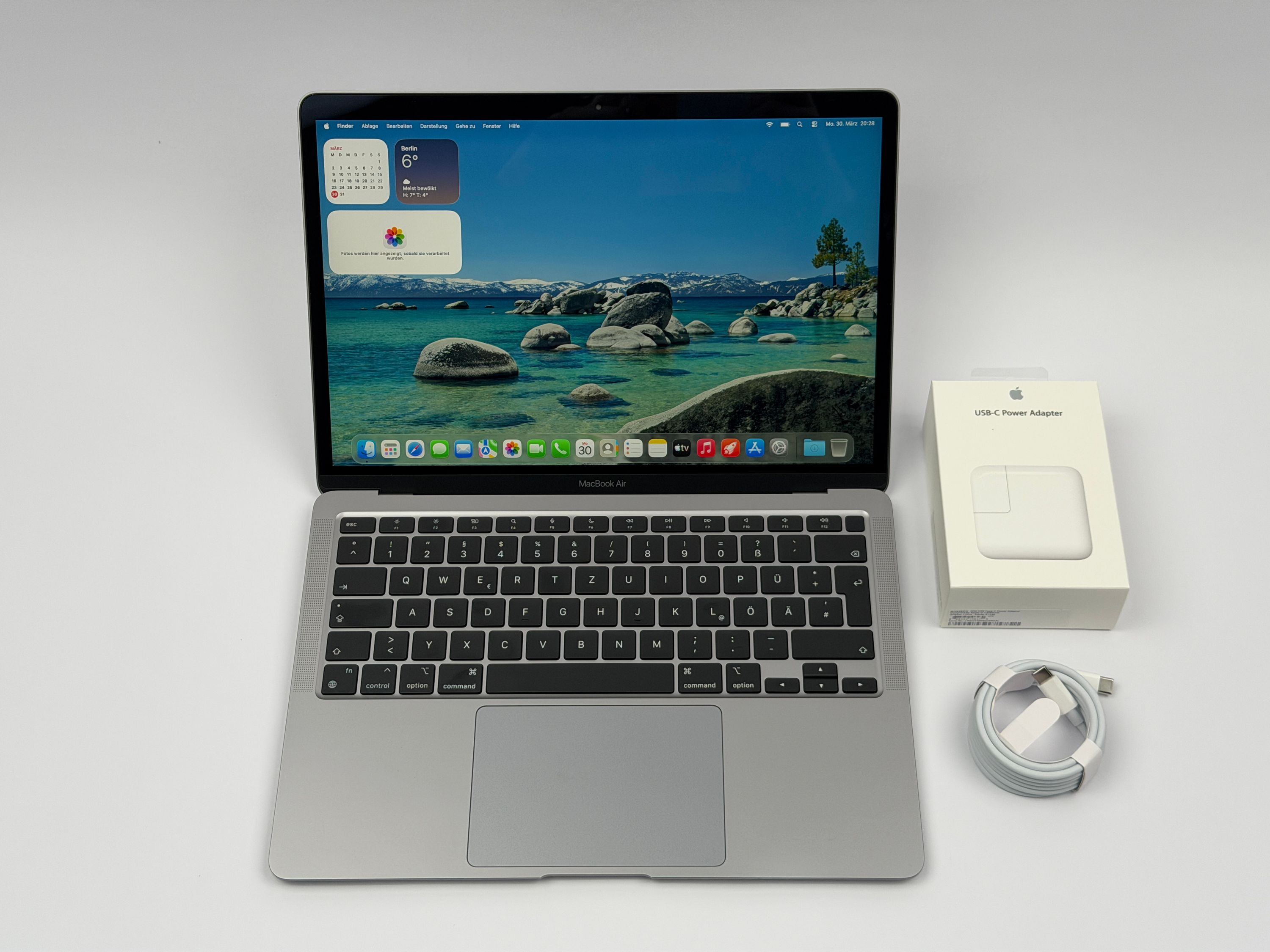 Apple MacBook Air 13,3“ M1 8C CPU 7C GPU 256 GB SSD 16 GB Ram 2020 Space Grey