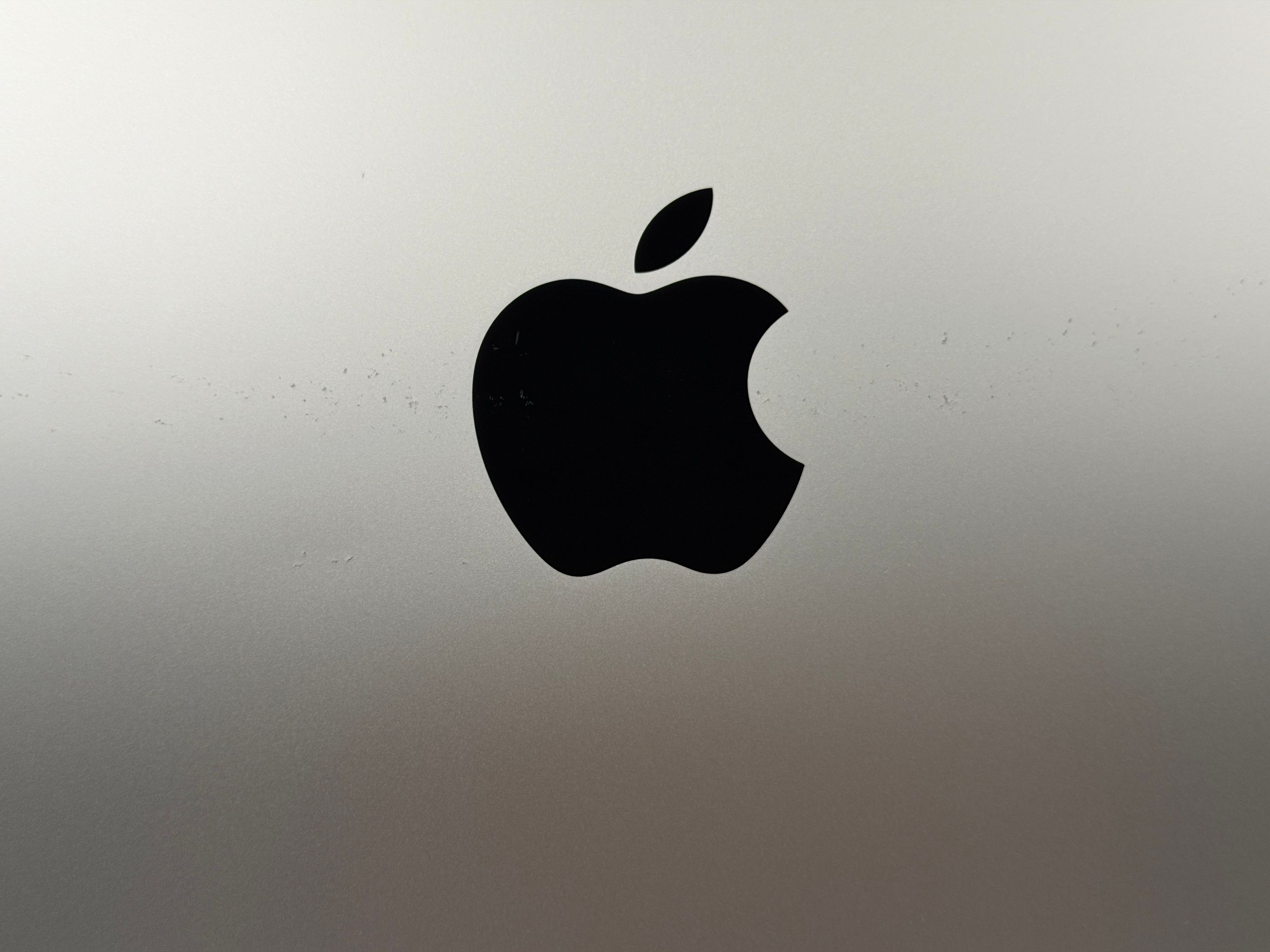 Apple iMac Retina 5K 27“ 10-Core i9 3,6 Ghz 16 GB Ram 1 TB SSD RP 5500 XT SILBER 2020