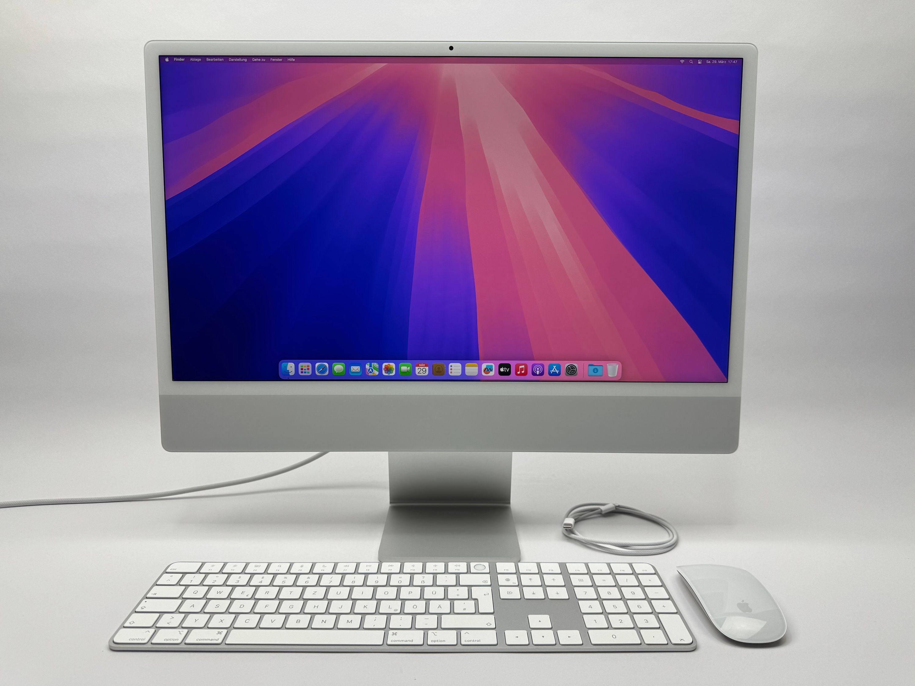 Apple iMac 24" M1 8-Core CPU 8-Core GPU 8GB RAM 512 GB SSD SILBER
