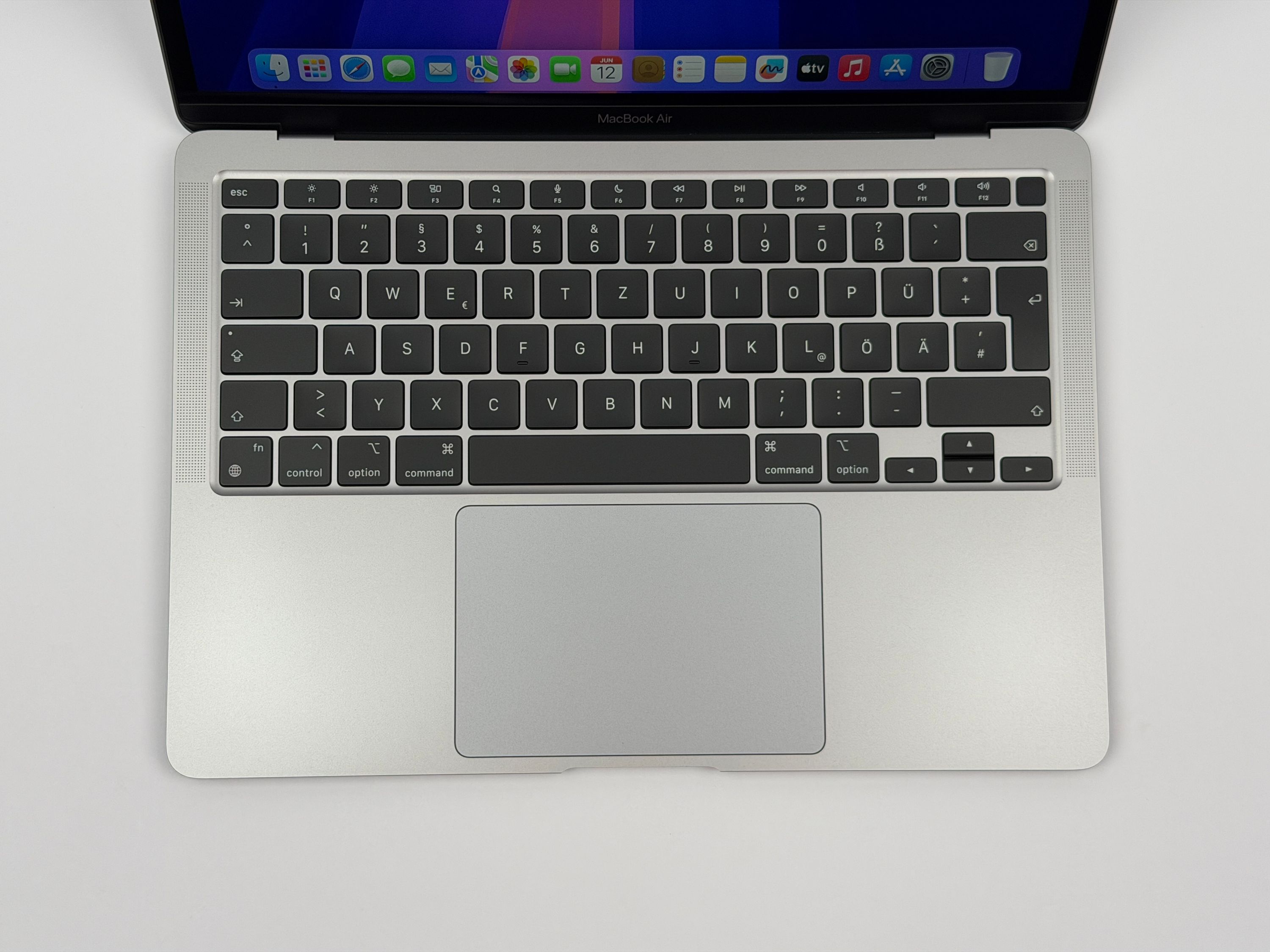 Apple MacBook Air 13,3“ M1 8C CPU 7C GPU 256 GB SSD 8 GB Ram 2020 space grey