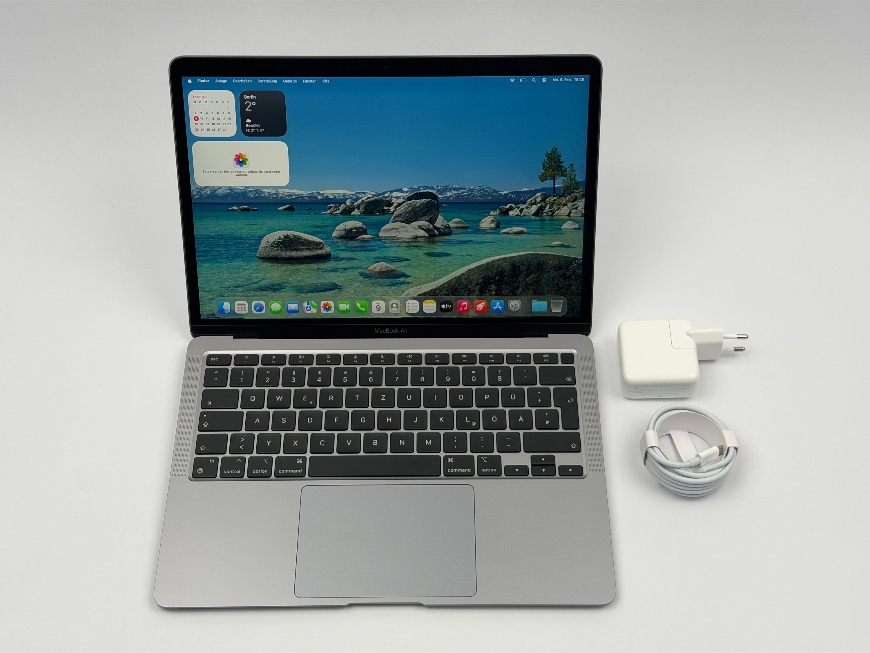 Apple MacBook Air 13,3“ M1 8C CPU 7C GPU 256 GB SSD 16 GB Ram 2020 Space Grey