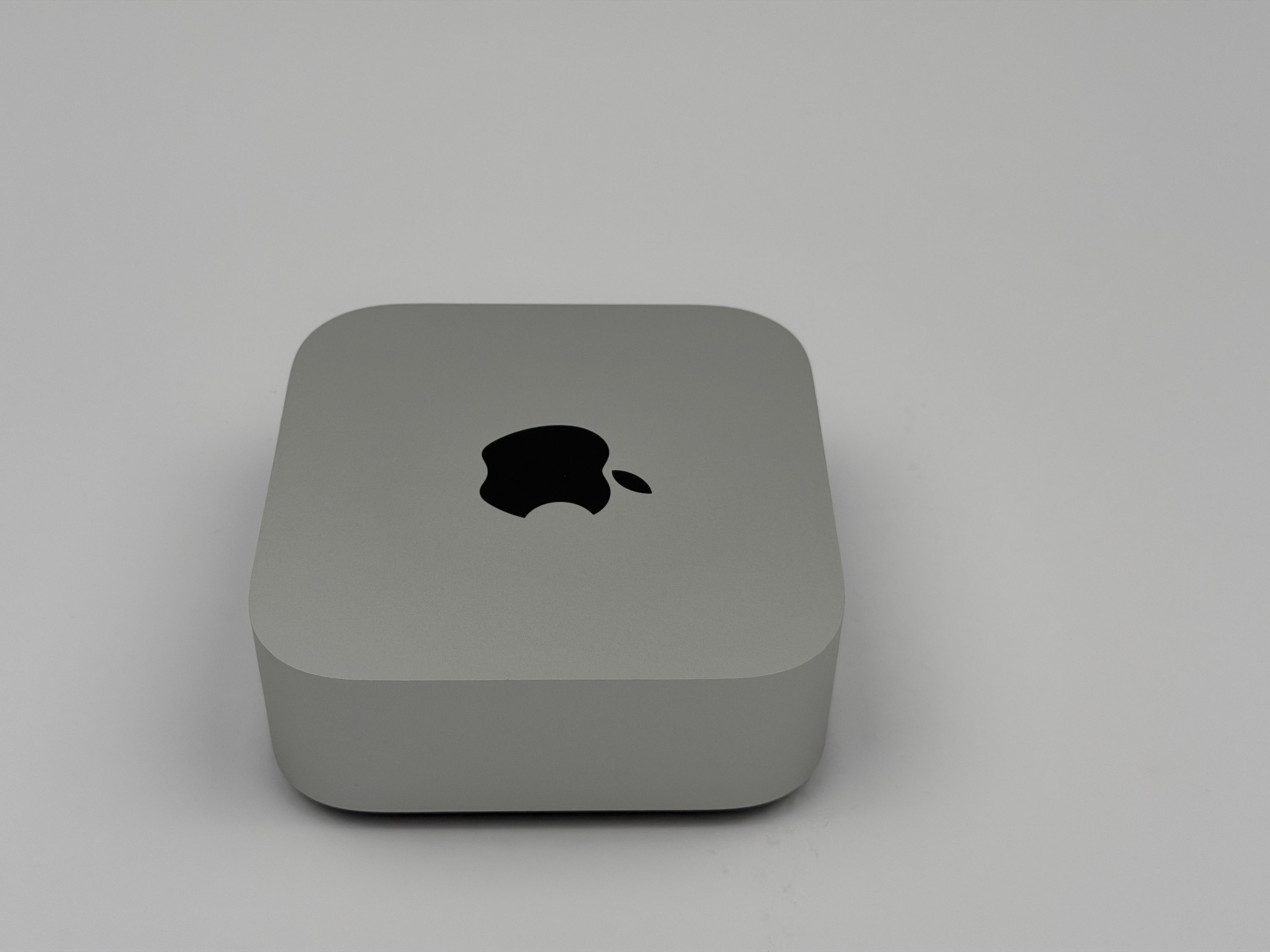 Apple Mac Mini M4 10-Core CPU 10-Core GPU 24 GB RAM 512 GB SSD SILBER 2024