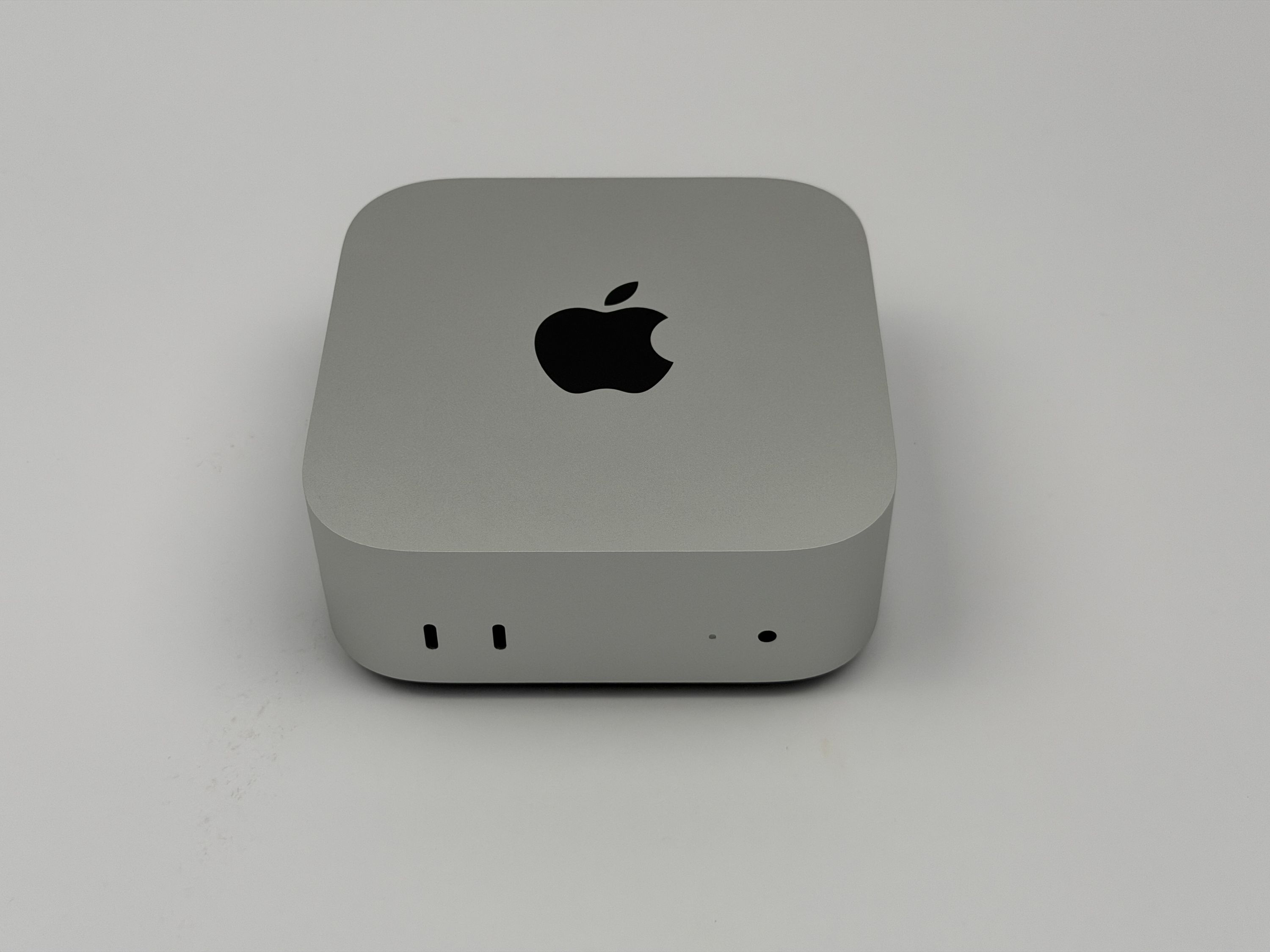 Apple Mac Mini M4 10-Core CPU 10-Core GPU 16 GB RAM 256 GB SSD SILBER 2024