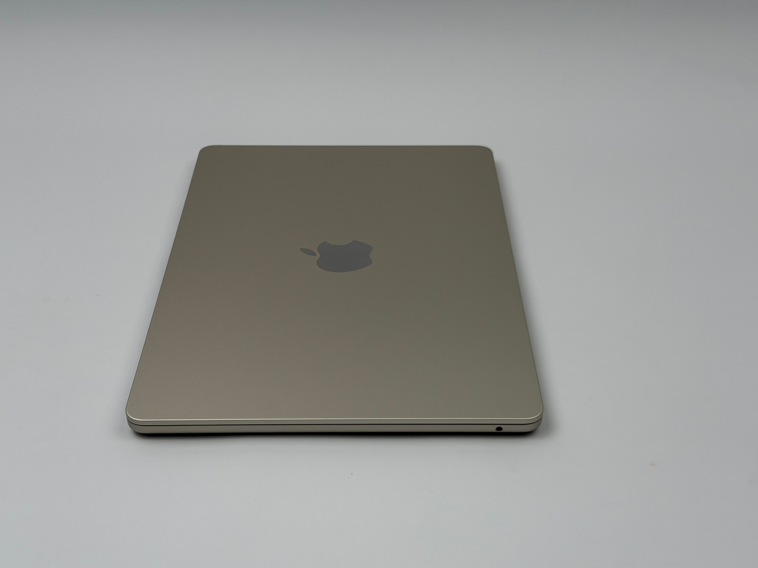 Apple MacBook Air 13,3“ M4 10C CPU 10C GPU 512 GB SSD 16 GB 2025 Polarstern