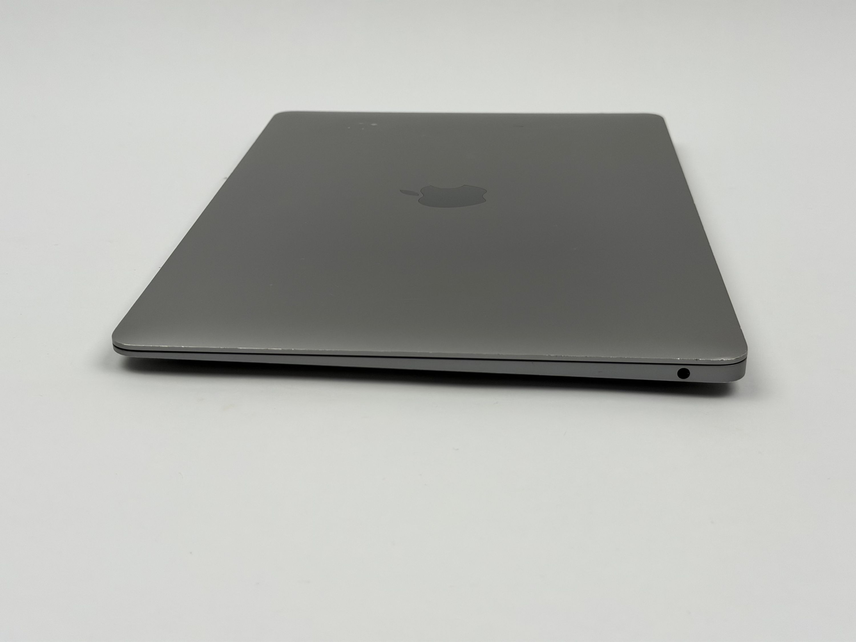 Apple MacBook Air 13,3“ M1 8C CPU 7C GPU 256 GB SSD 16 GB Ram 2020 Space Grey