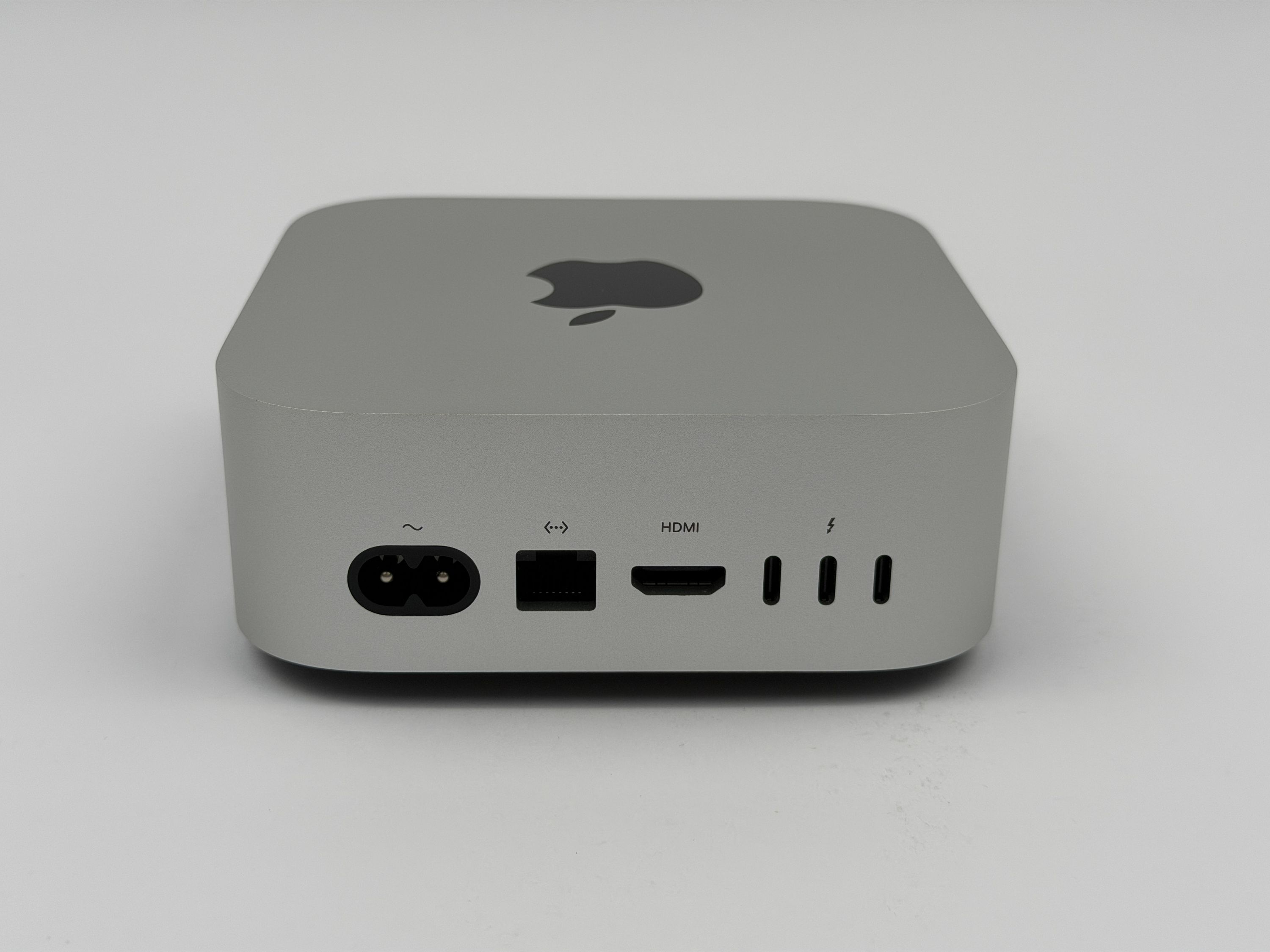Apple Mac Mini M4 10-Core CPU 10-Core GPU 24 GB RAM 512 GB SSD SILBER 2024